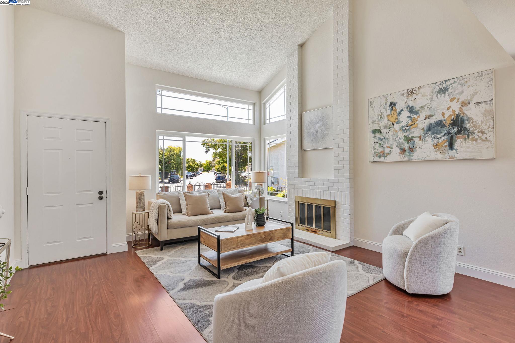 Detail Gallery Image 7 of 50 For 4243 Nerissa Cir, Fremont,  CA 94555 - 4 Beds | 1/1 Baths