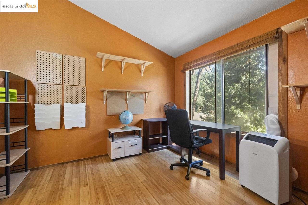 Detail Gallery Image 19 of 28 For 20569 Ponderosa Way, Tuolumne,  CA 95379 - 2 Beds | 1/1 Baths