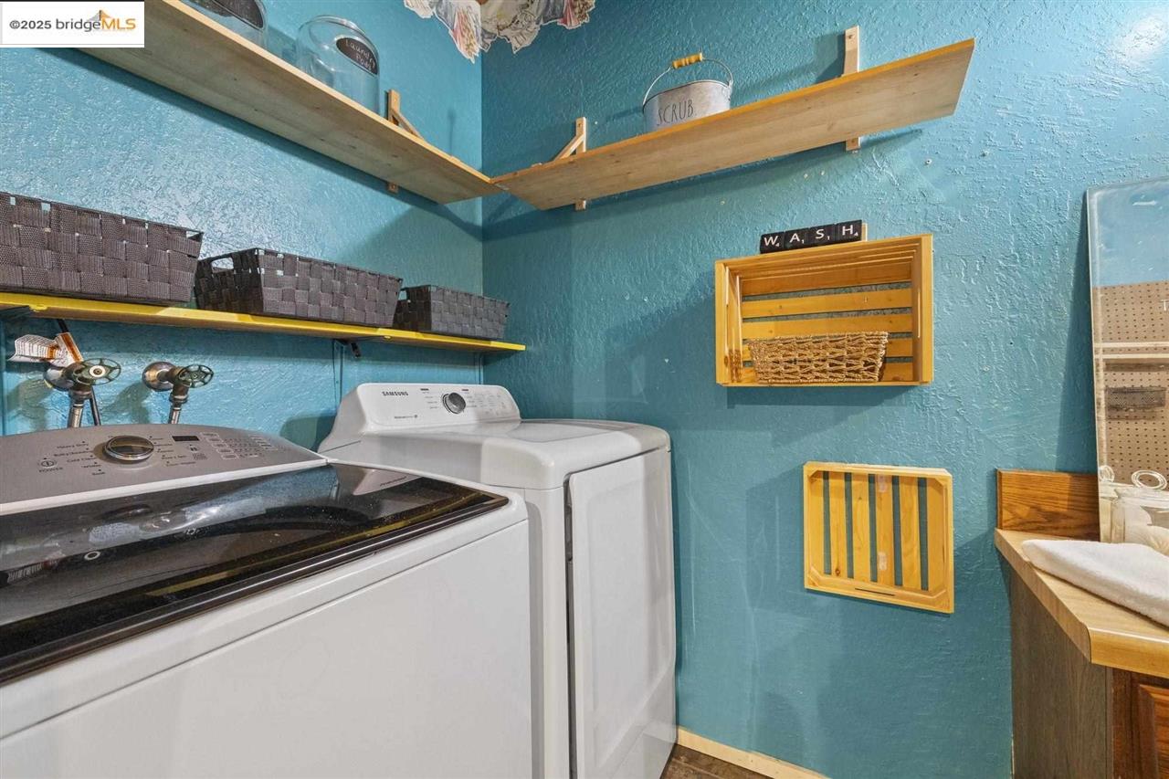 Detail Gallery Image 9 of 28 For 20569 Ponderosa Way, Tuolumne,  CA 95379 - 2 Beds | 1/1 Baths