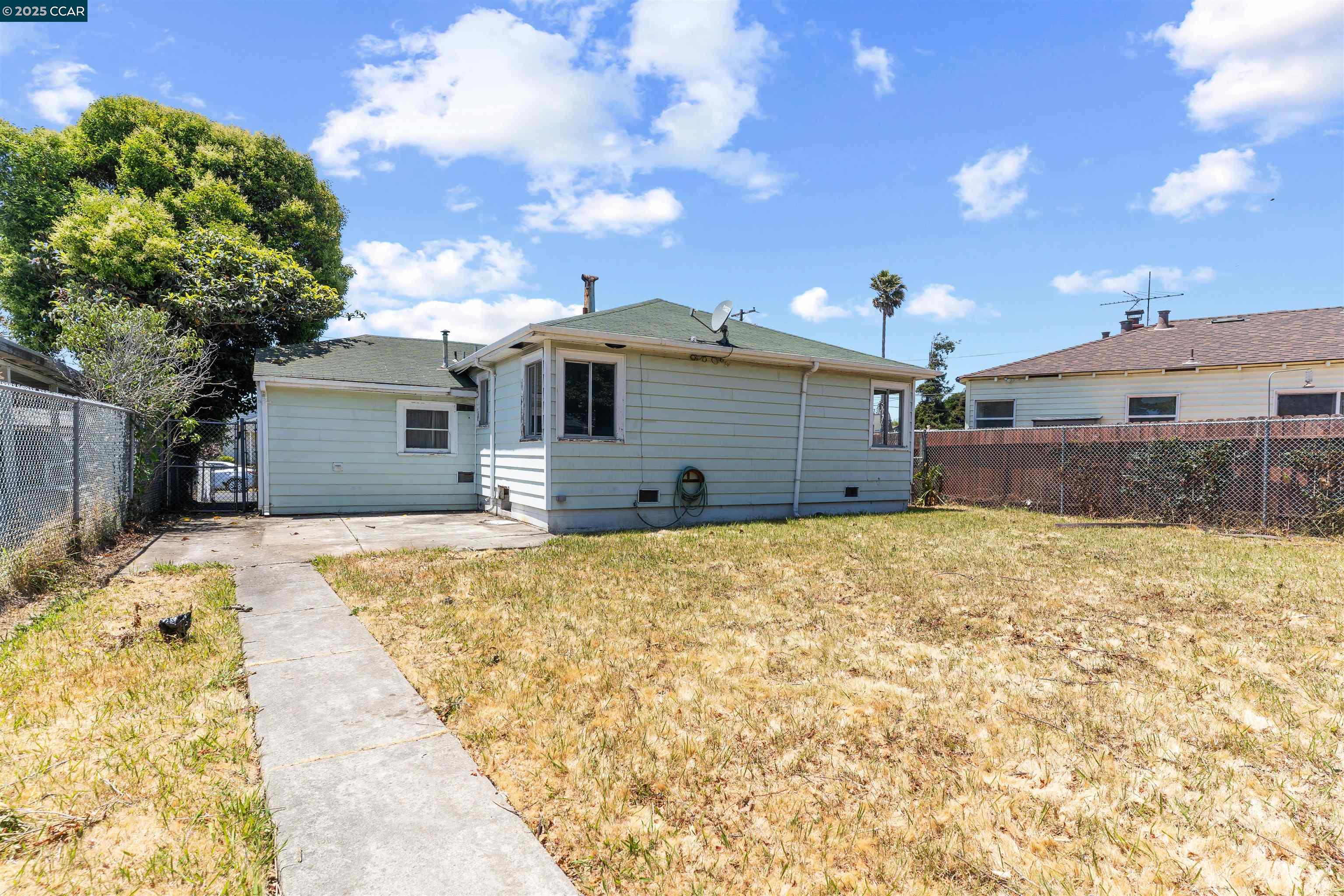 Detail Gallery Image 22 of 23 For 1406 Monterey St, Richmond,  CA 94804 - 2 Beds | 1 Baths