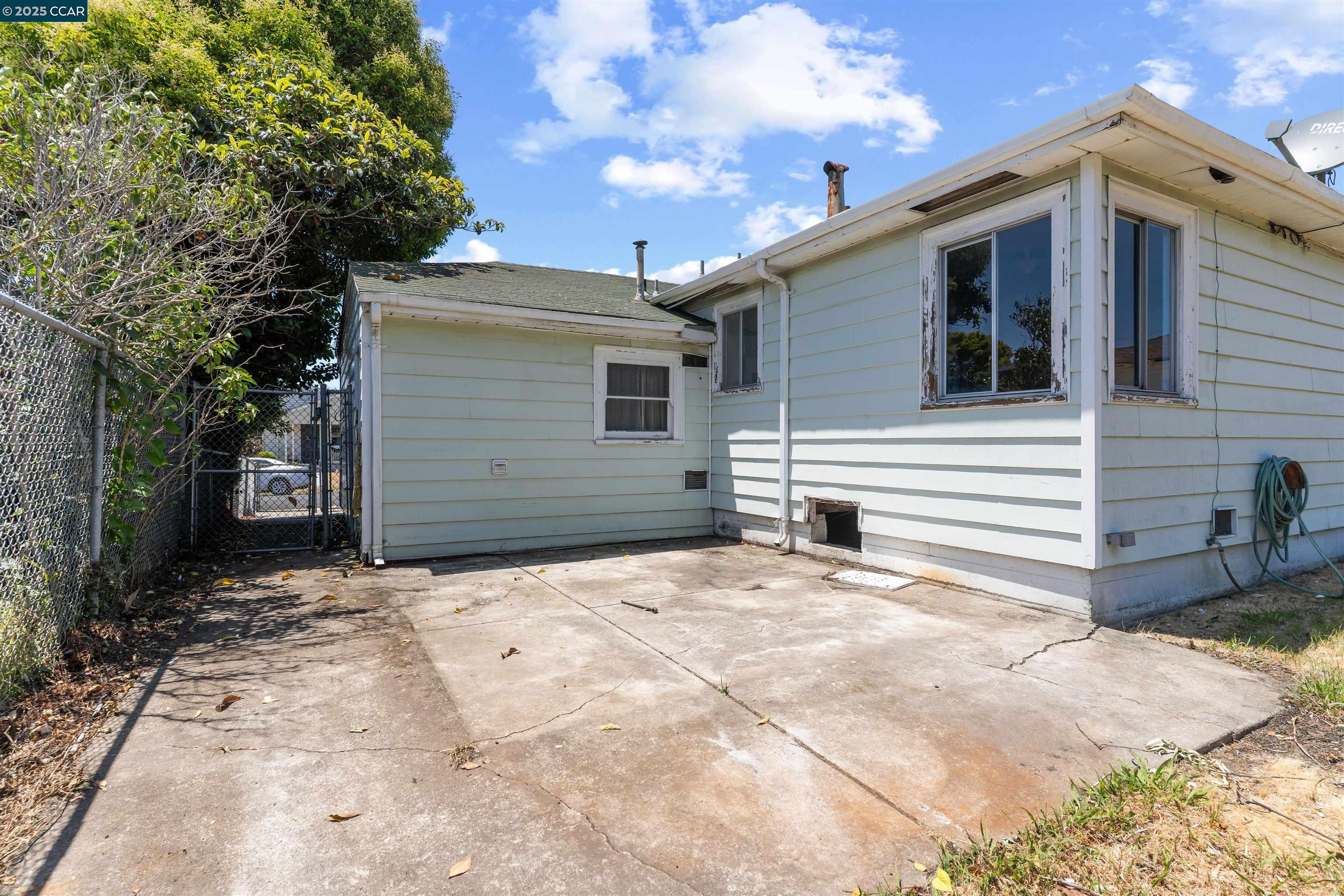 Detail Gallery Image 23 of 23 For 1406 Monterey St, Richmond,  CA 94804 - 2 Beds | 1 Baths