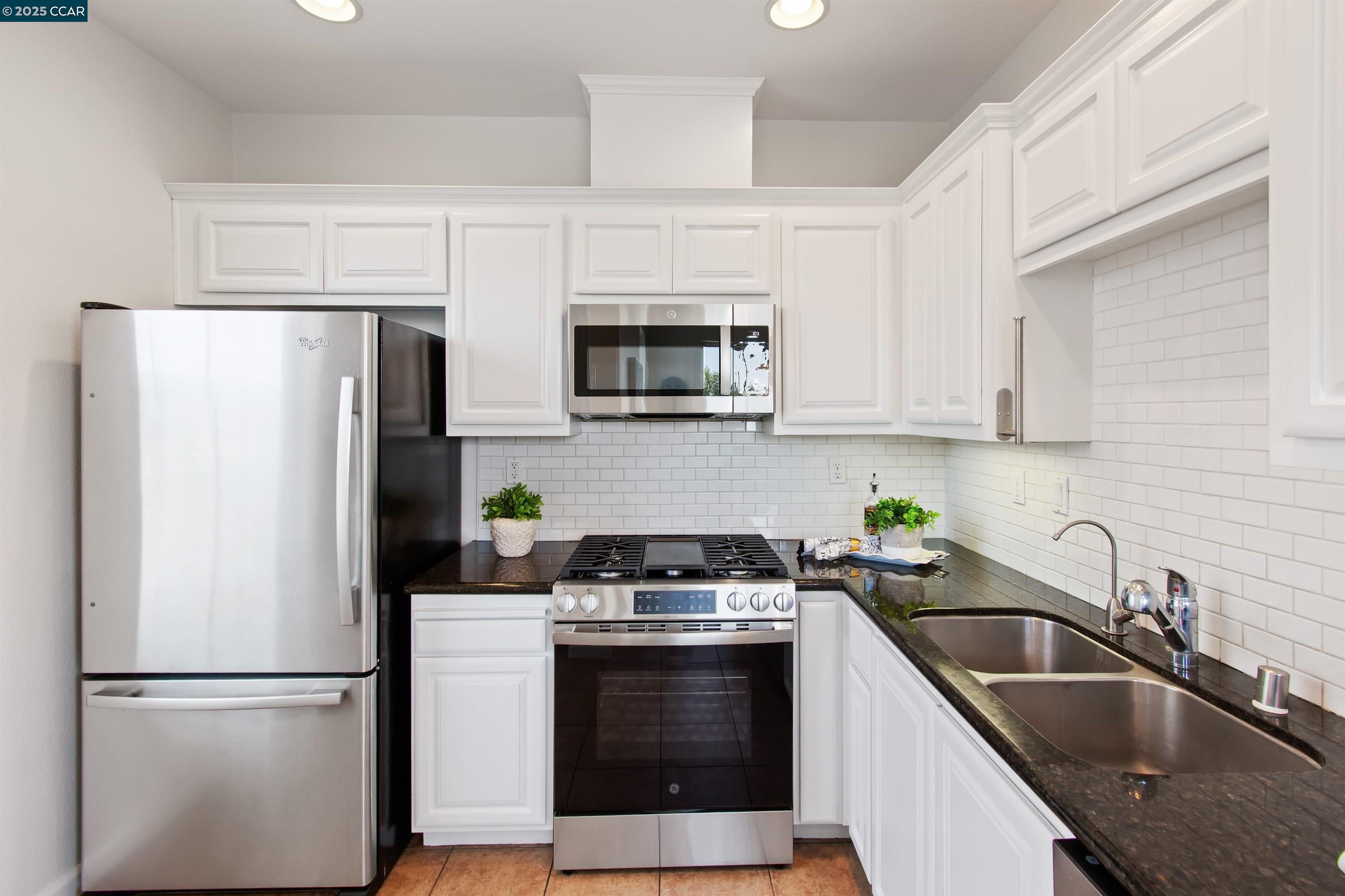 3420 Finnian Way # 314, Dublin, California 94568, 2 Bedrooms Bedrooms, 4 Rooms Rooms,2 BathroomsBathrooms,Residential Lease,For Rent,3420 Finnian Way # 314,41103577