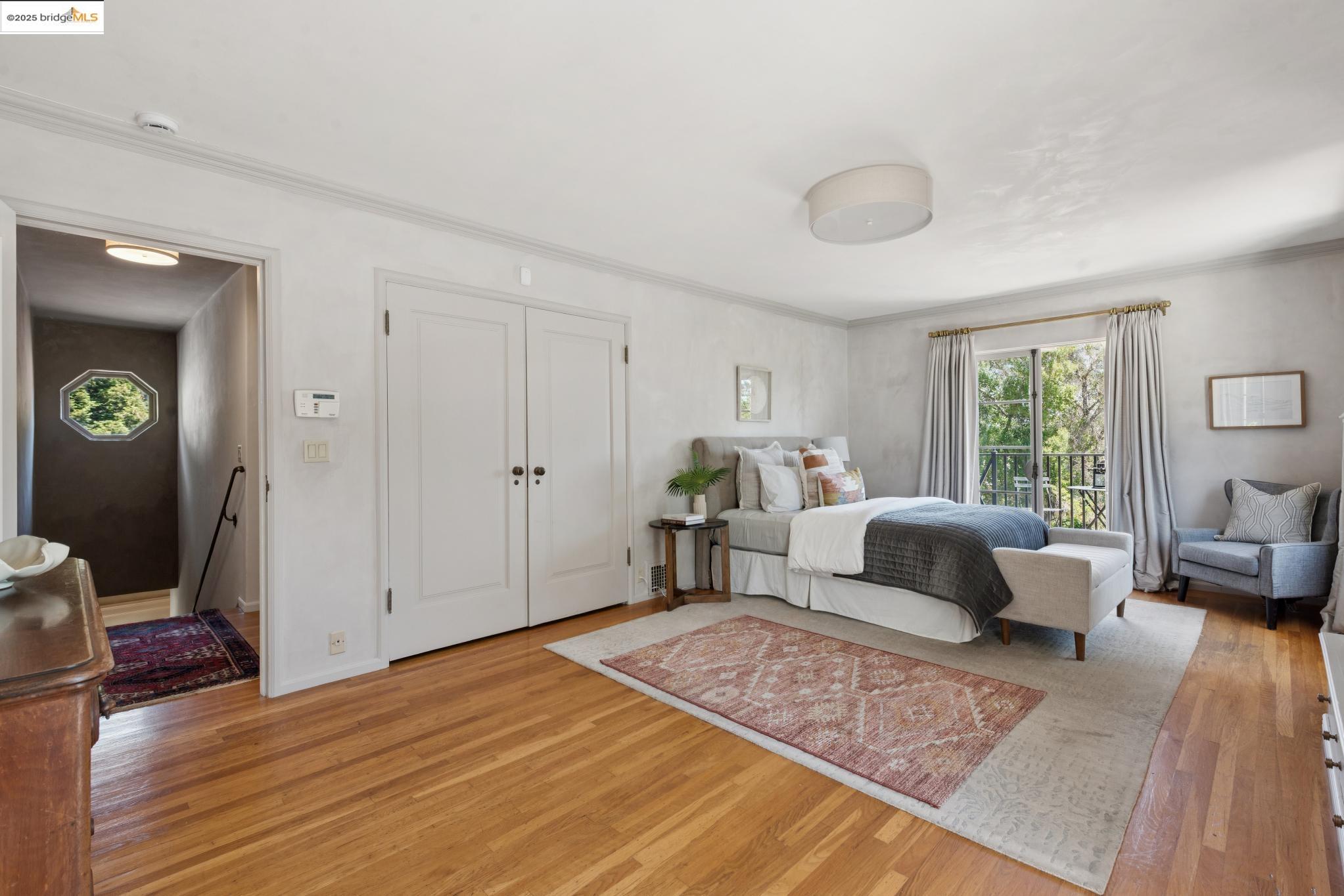 Detail Gallery Image 25 of 59 For 305 the Uplands, Berkeley,  CA 94705 - 4 Beds | 3/2 Baths
