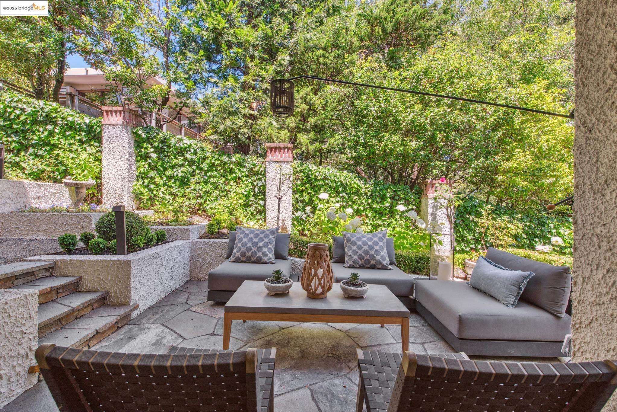 Detail Gallery Image 51 of 59 For 305 the Uplands, Berkeley,  CA 94705 - 4 Beds | 3/2 Baths
