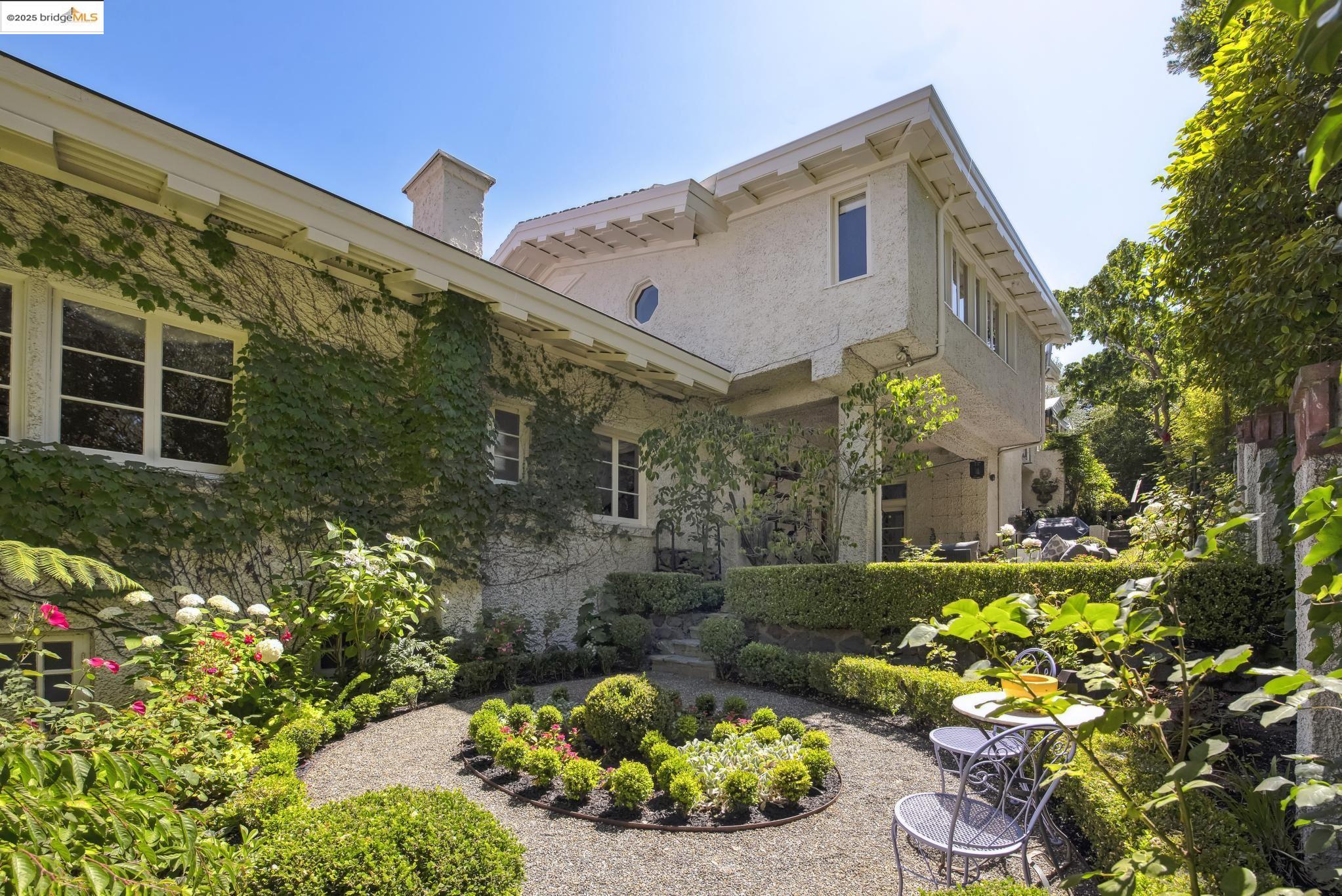 Detail Gallery Image 54 of 59 For 305 the Uplands, Berkeley,  CA 94705 - 4 Beds | 3/2 Baths
