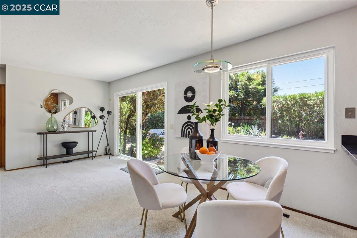 Detail Gallery Image 17 of 45 For 1759 Crescent Dr, Walnut Creek,  CA 94598 - 5 Beds | 3/1 Baths