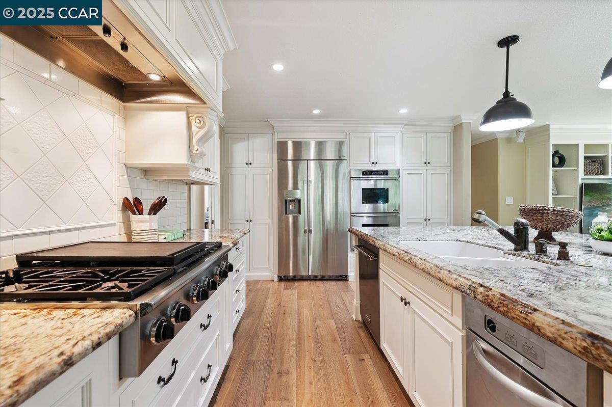 Detail Gallery Image 6 of 27 For 433 Stoneybrook Ct, Danville,  CA 94506 - 4 Beds | 3 Baths