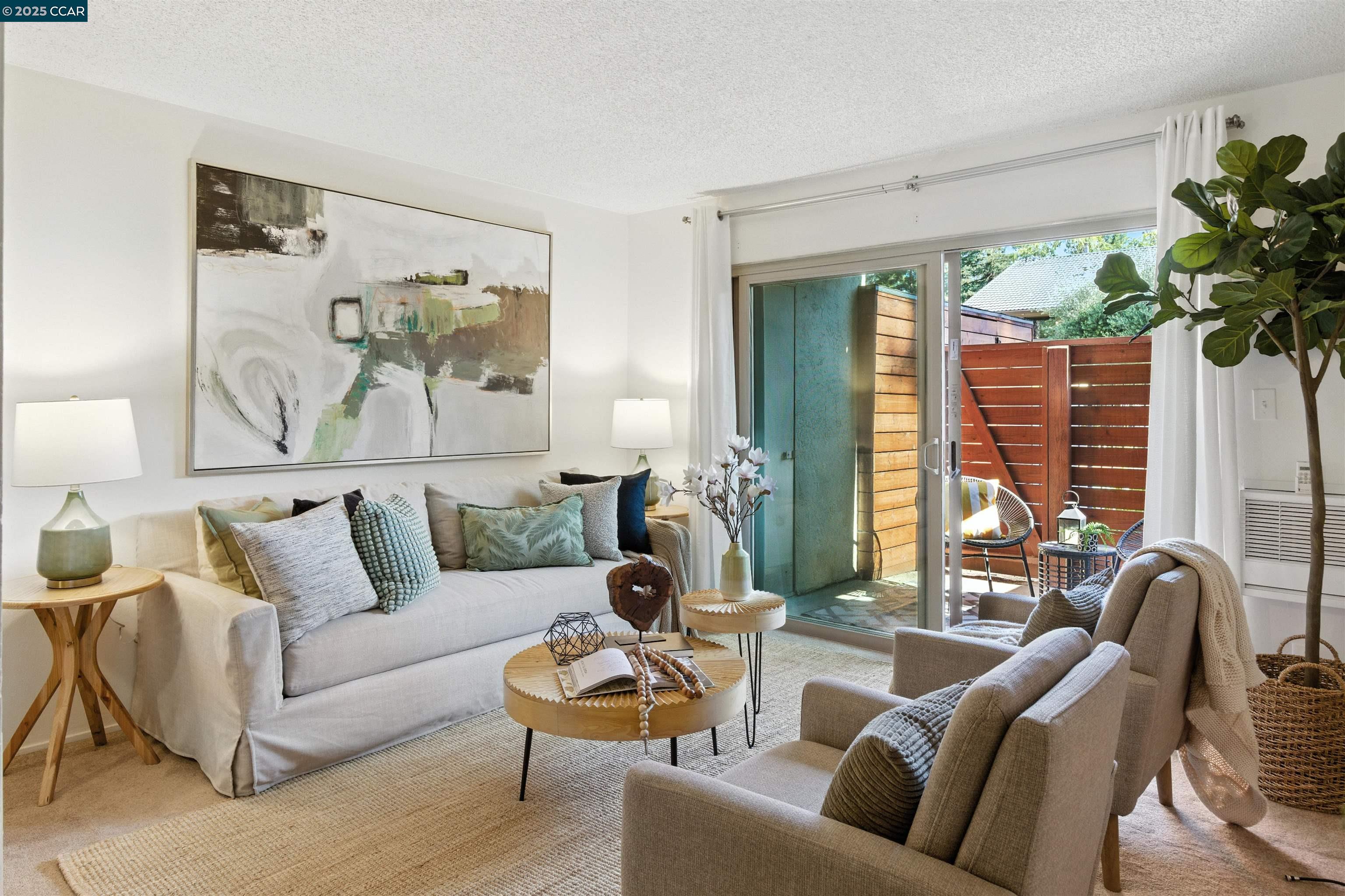 Photo #6: 41103587 Listing 