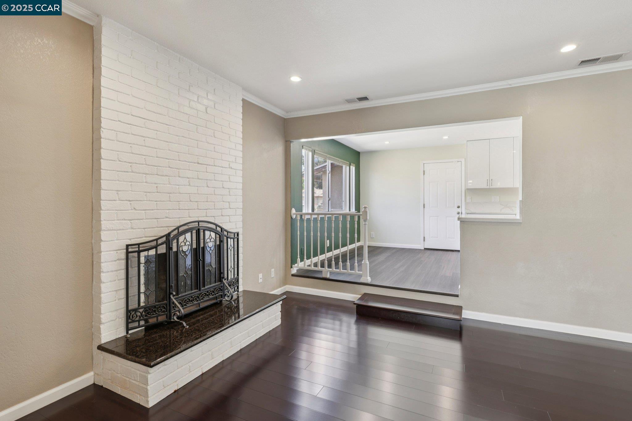 Detail Gallery Image 14 of 53 For 124 Zandra Ct, San Pablo,  CA 94806 - 5 Beds | 2 Baths
