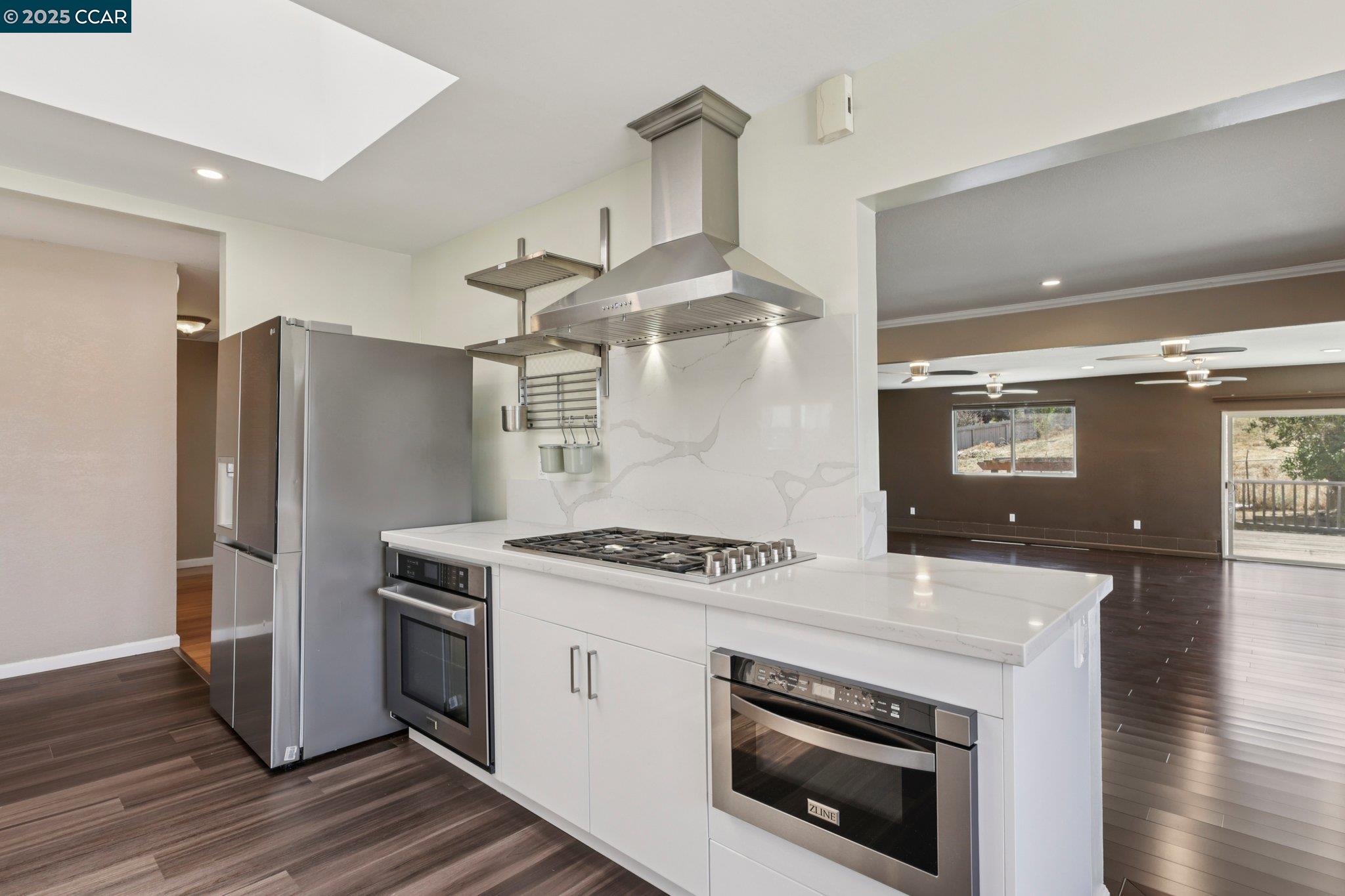 Detail Gallery Image 17 of 53 For 124 Zandra Ct, San Pablo,  CA 94806 - 5 Beds | 2 Baths