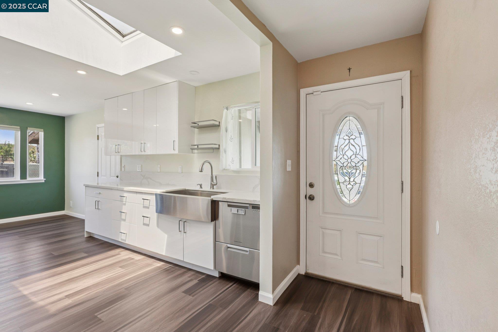 Detail Gallery Image 19 of 53 For 124 Zandra Ct, San Pablo,  CA 94806 - 5 Beds | 2 Baths