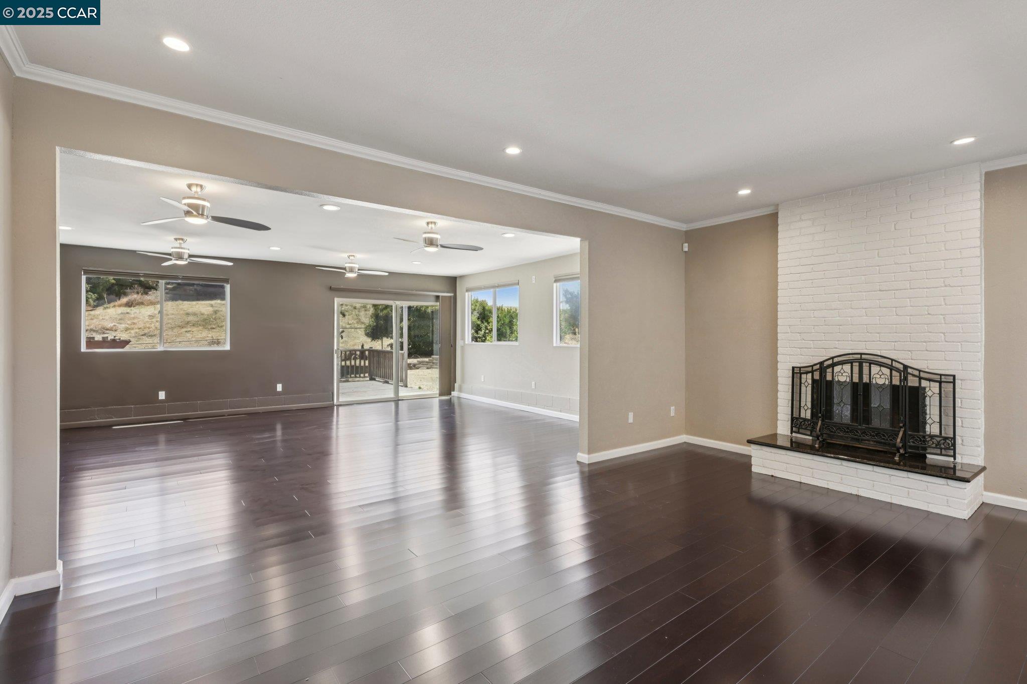 Detail Gallery Image 7 of 53 For 124 Zandra Ct, San Pablo,  CA 94806 - 5 Beds | 2 Baths