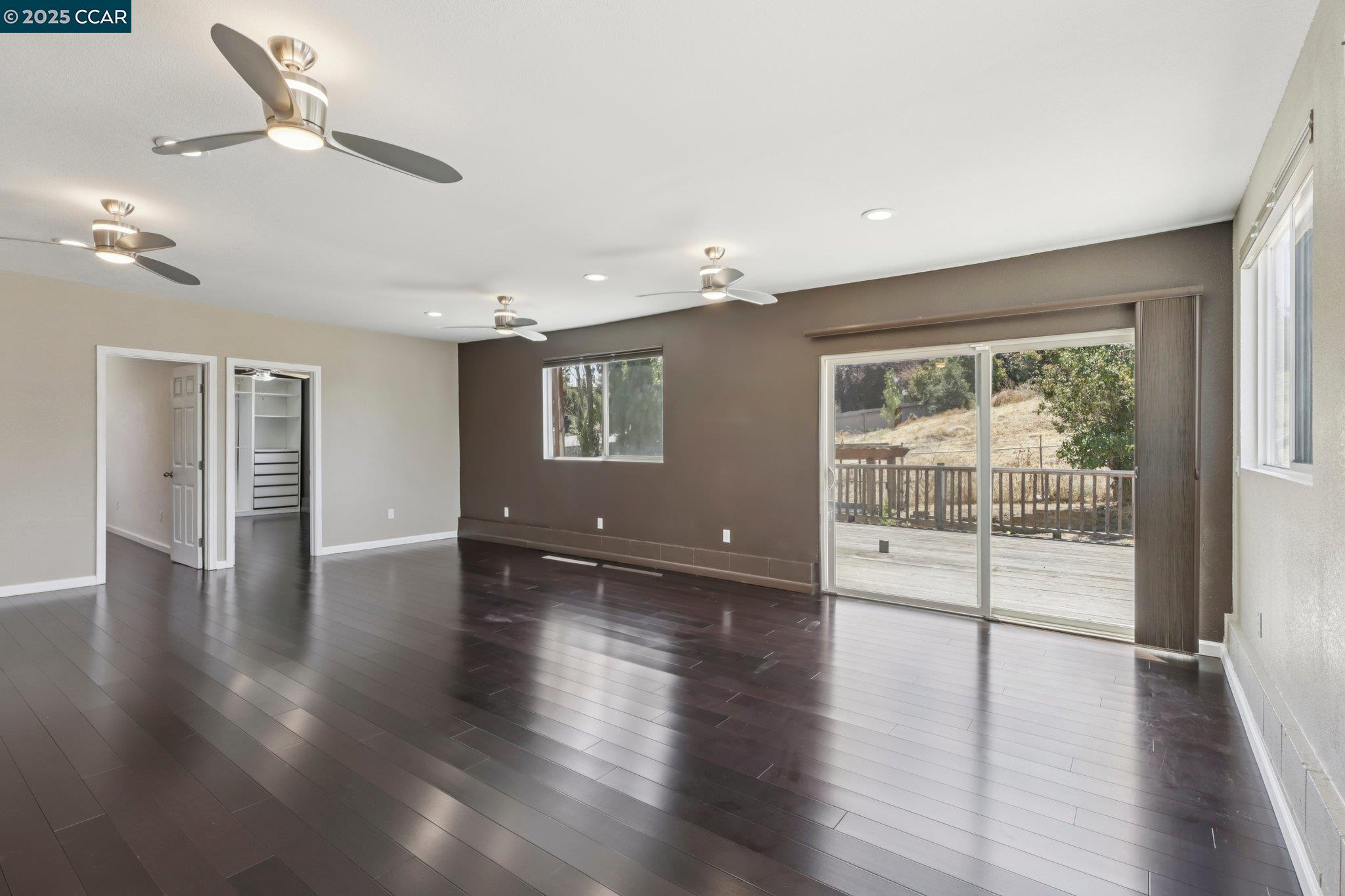 Detail Gallery Image 9 of 53 For 124 Zandra Ct, San Pablo,  CA 94806 - 5 Beds | 2 Baths