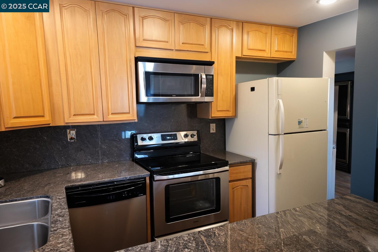 Photo #7: 41103590 Listing: Photo #7