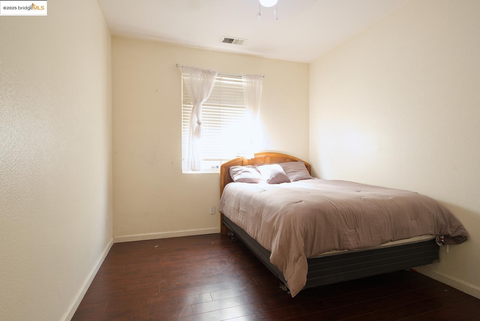 Detail Gallery Image 6 of 9 For 360 Chianti Way, Greenfield,  CA 93927 - 4 Beds | 2 Baths