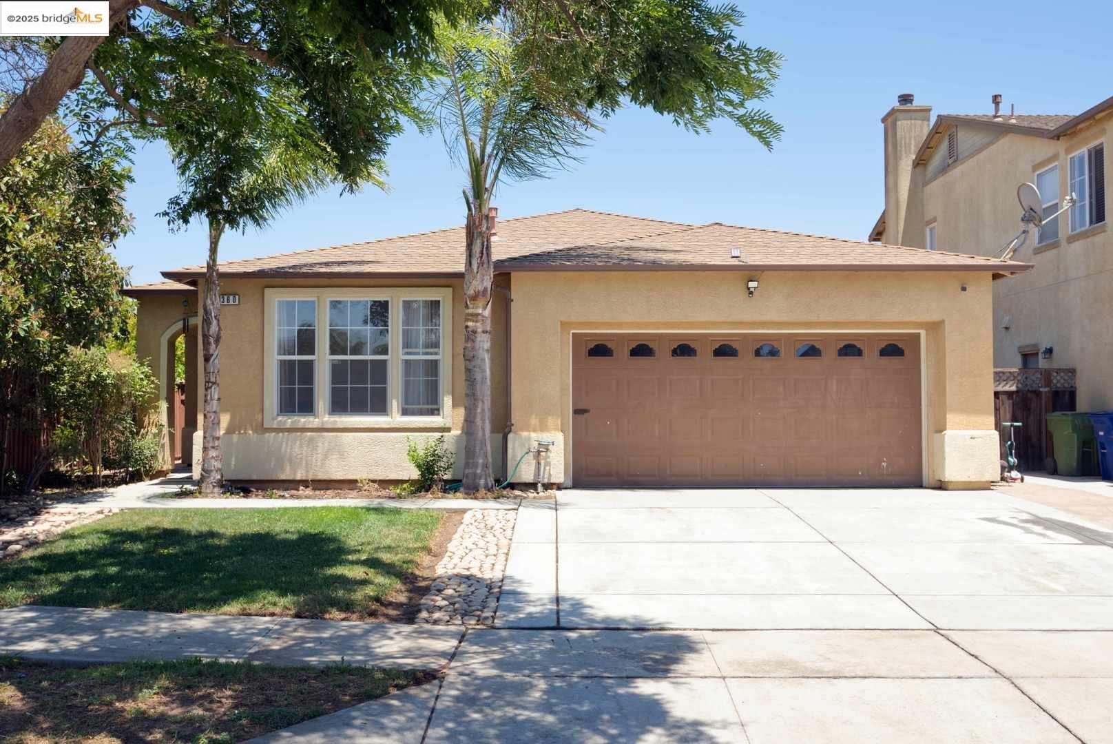 Detail Gallery Image 9 of 9 For 360 Chianti Way, Greenfield,  CA 93927 - 4 Beds | 2 Baths