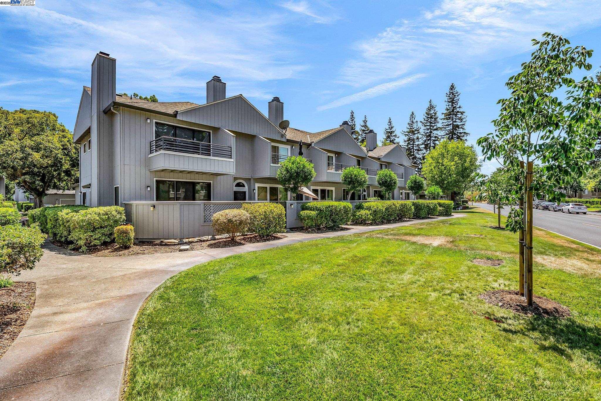 Photo #2: 41103594 Listing 
