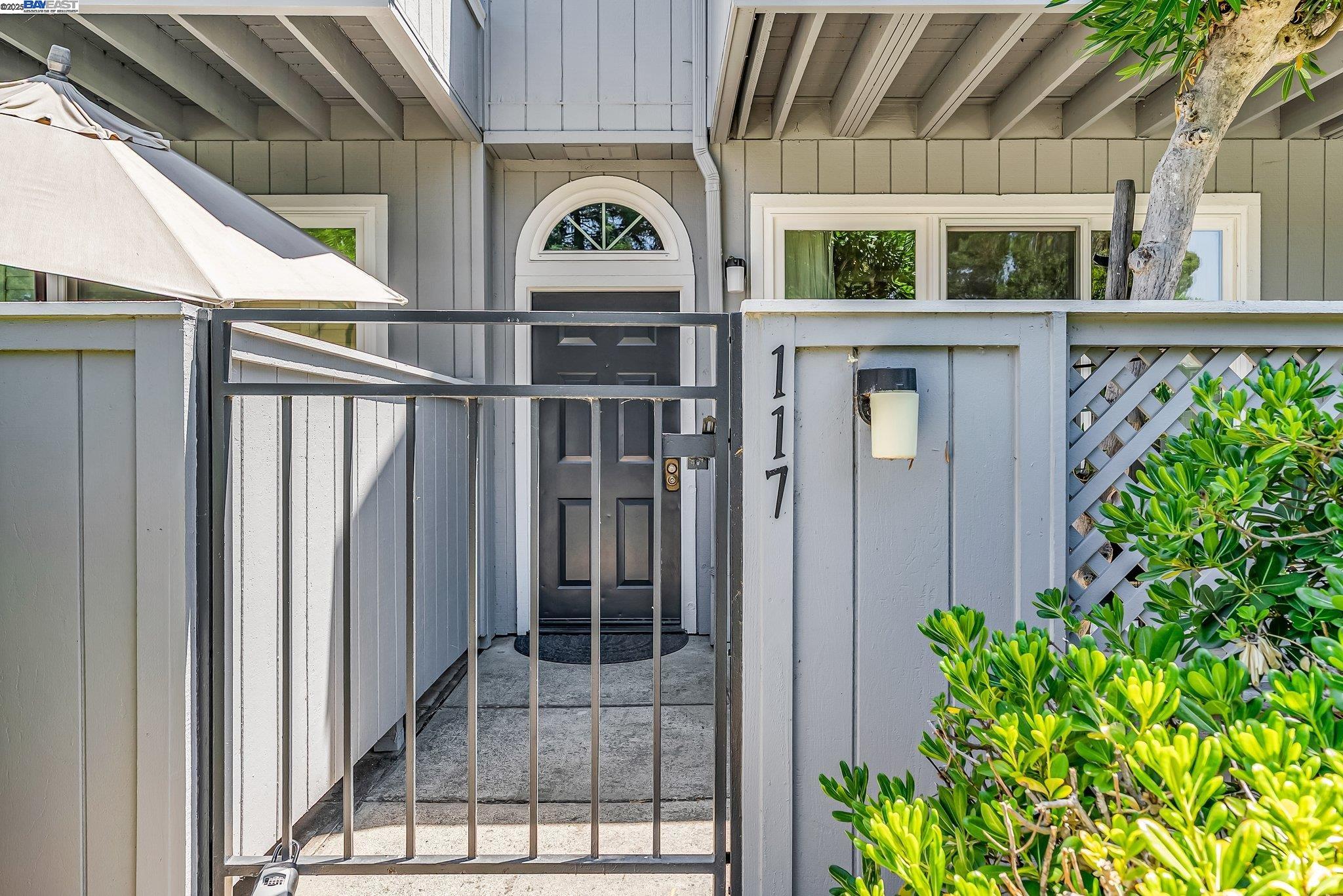 Photo #5: 41103594 Listing 