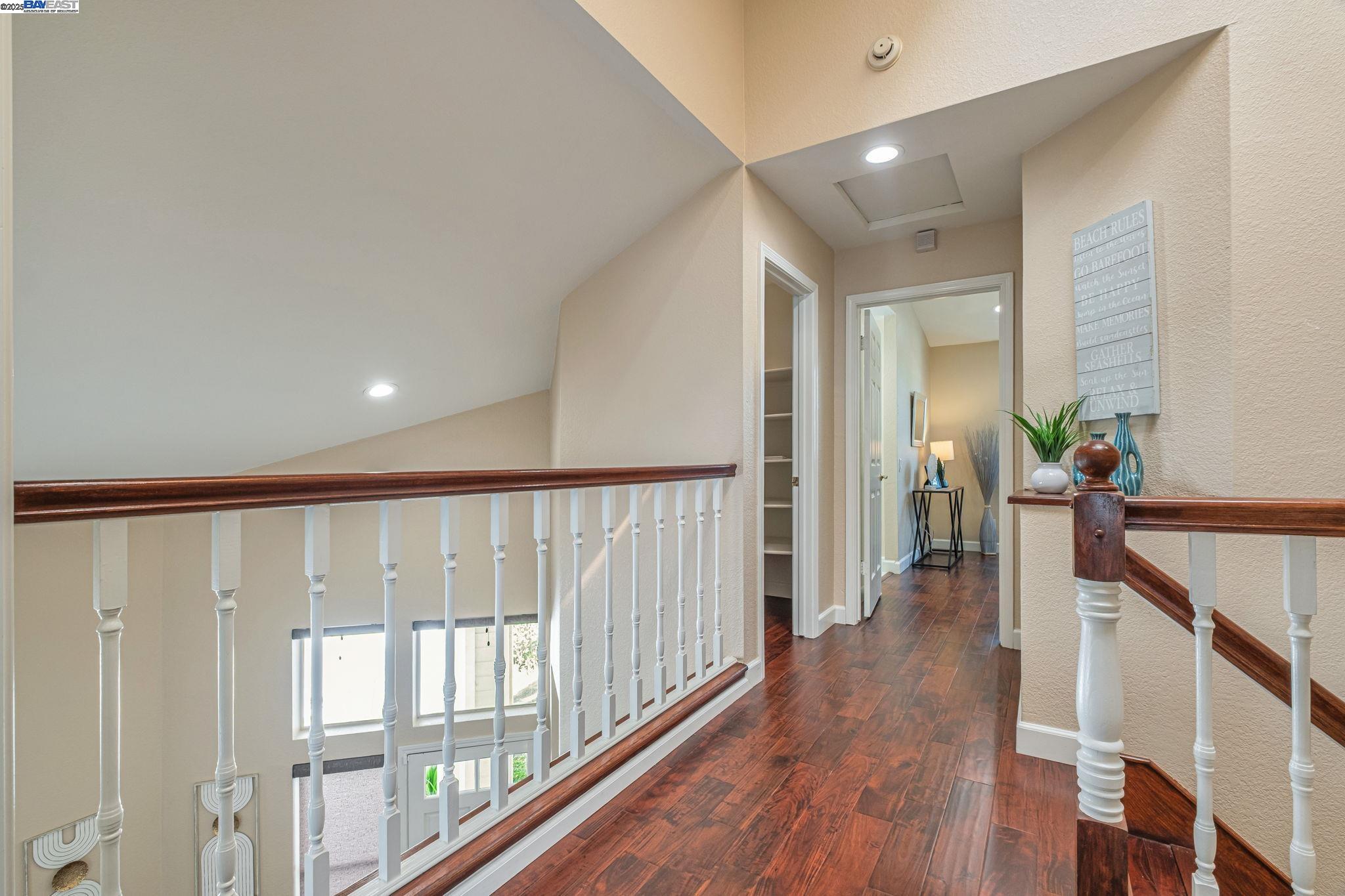 Detail Gallery Image 14 of 31 For 5406 Ontario Cmn, Fremont,  CA 94555 - 2 Beds | 2/1 Baths