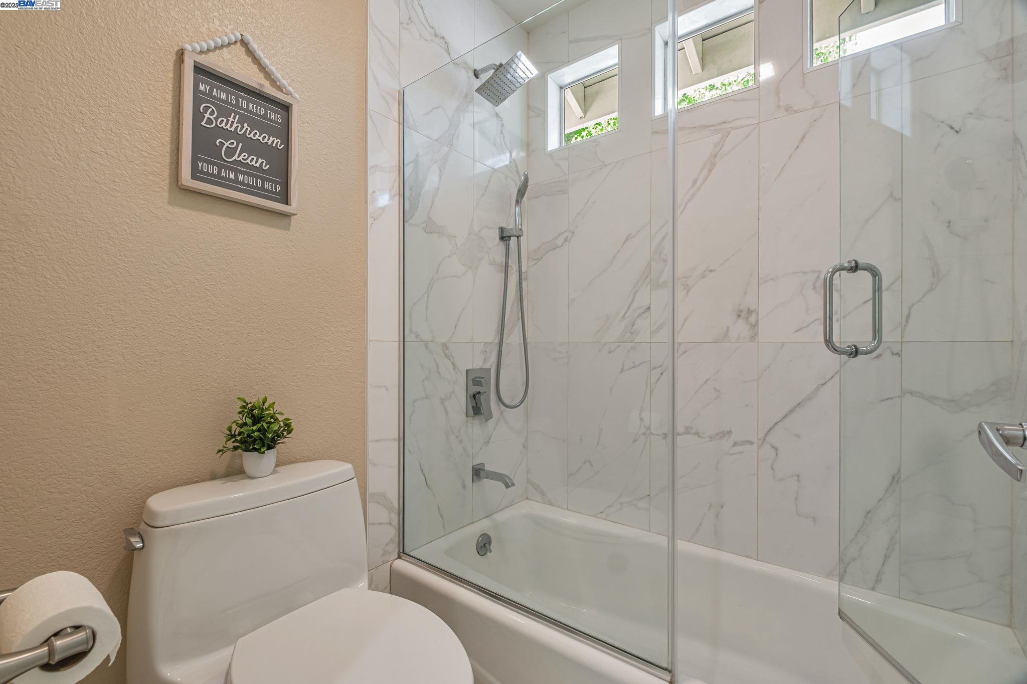 Detail Gallery Image 26 of 31 For 5406 Ontario Cmn, Fremont,  CA 94555 - 2 Beds | 2/1 Baths