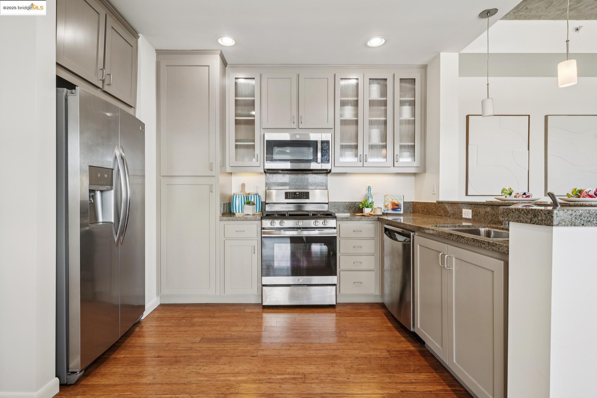Photo #4: 41103598 Listing 