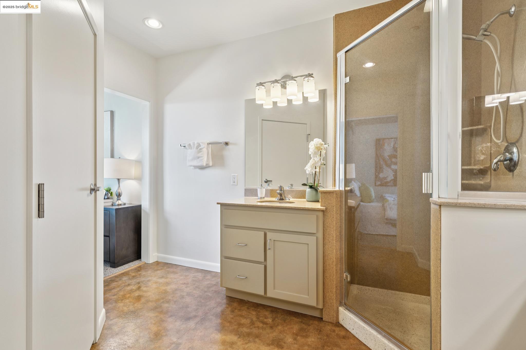 Photo #31: 41103598 Listing: Photo #31