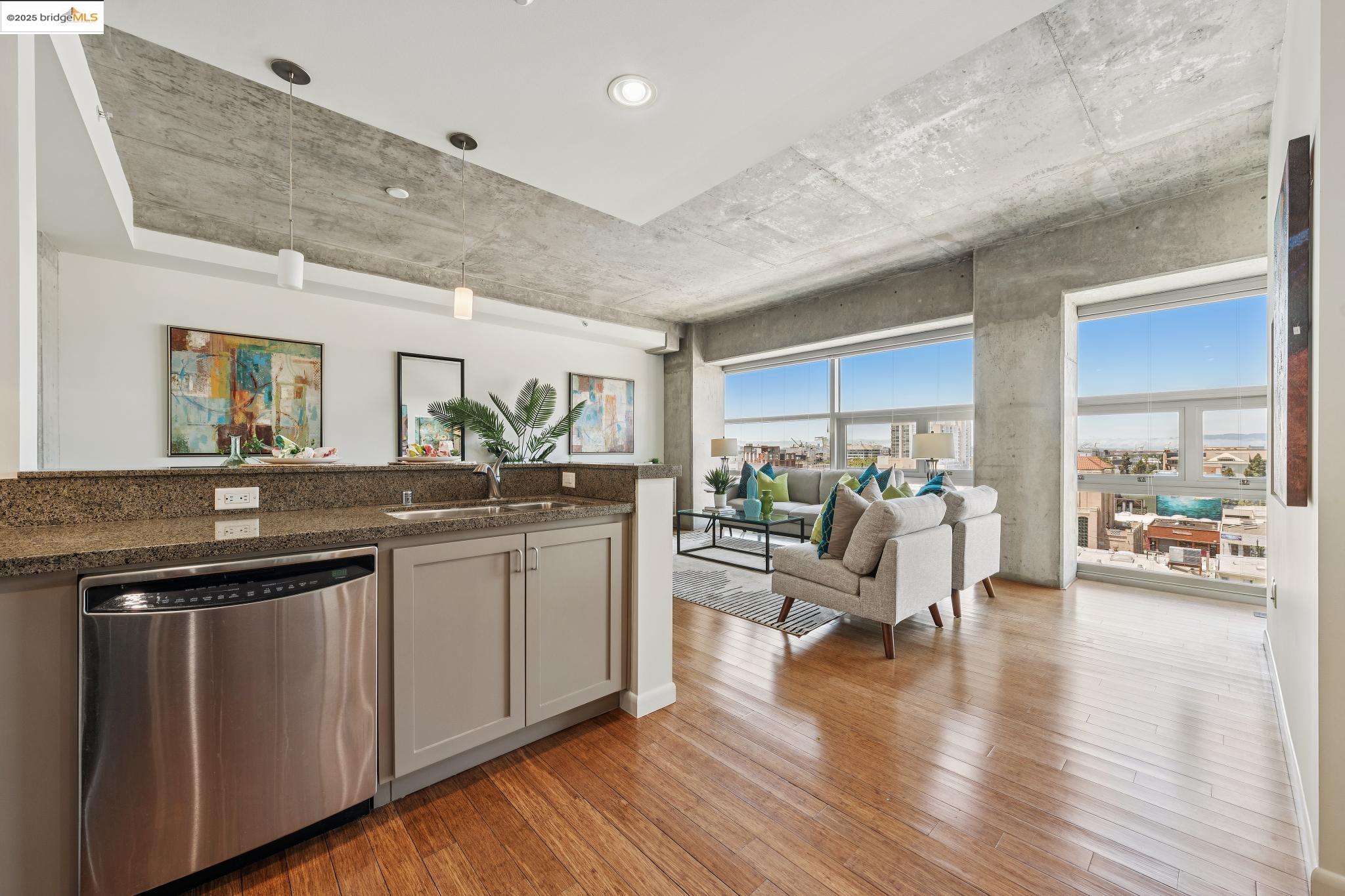 Photo #7: 41103598 Listing: Photo #7