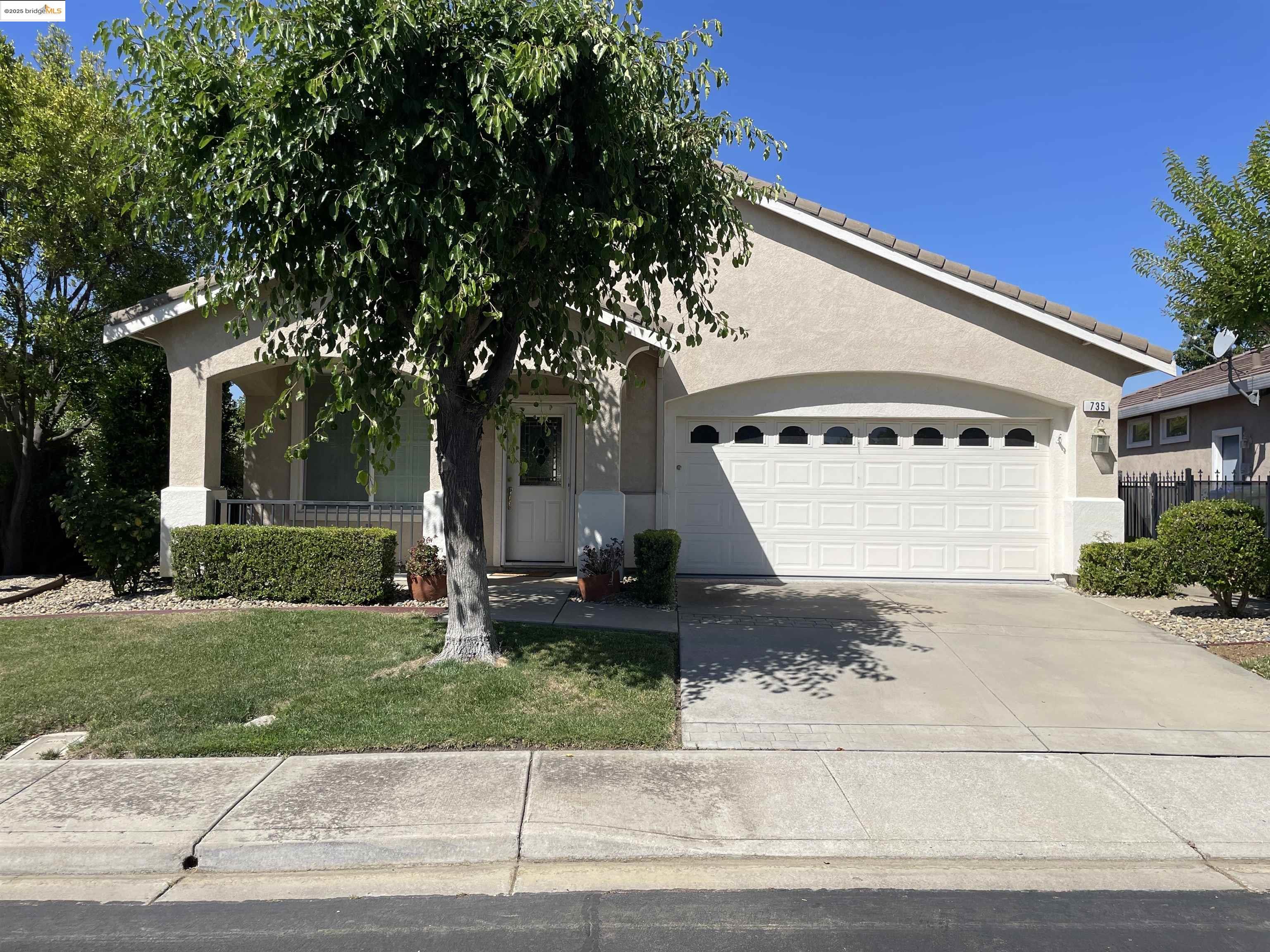 735 Stewart Way, Brentwood, California 94513, 2 Bedrooms Bedrooms, 8 Rooms Rooms,2 BathroomsBathrooms,Residential Lease,For Rent,735 Stewart Way,41103599