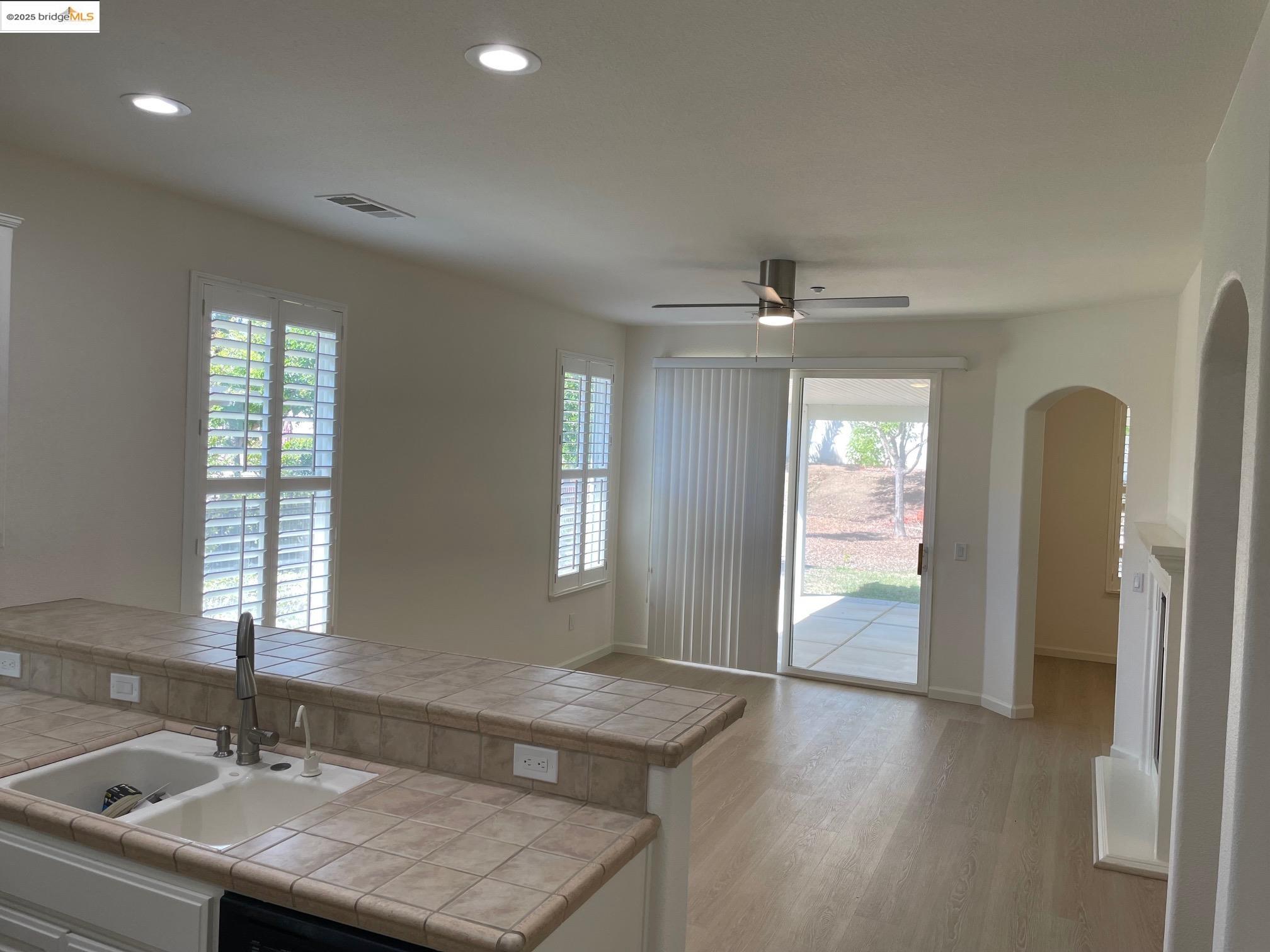 735 Stewart Way, Brentwood, California 94513, 2 Bedrooms Bedrooms, 8 Rooms Rooms,2 BathroomsBathrooms,Residential Lease,For Rent,735 Stewart Way,41103599
