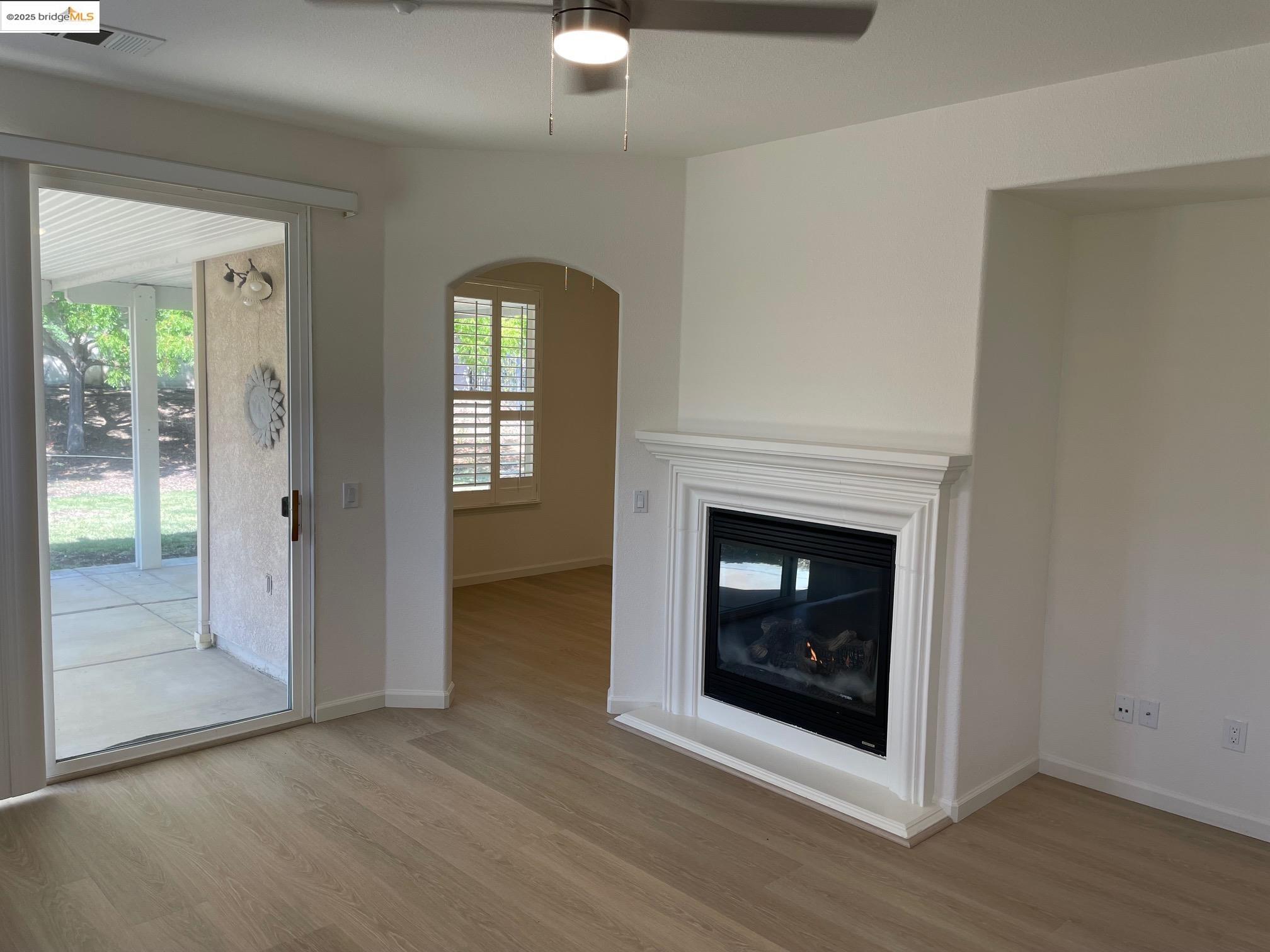 735 Stewart Way, Brentwood, California 94513, 2 Bedrooms Bedrooms, 8 Rooms Rooms,2 BathroomsBathrooms,Residential Lease,For Rent,735 Stewart Way,41103599