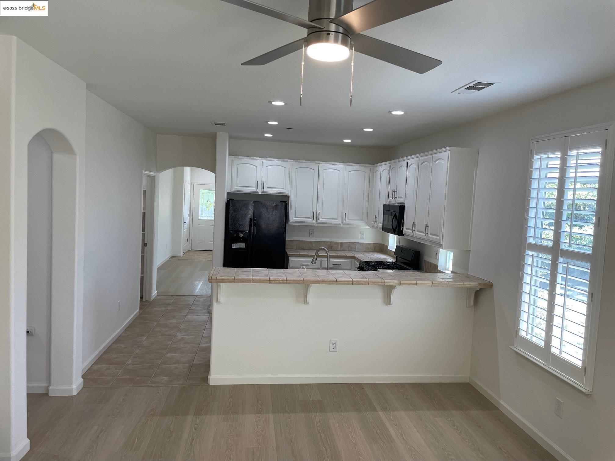 735 Stewart Way, Brentwood, California 94513, 2 Bedrooms Bedrooms, 8 Rooms Rooms,2 BathroomsBathrooms,Residential Lease,For Rent,735 Stewart Way,41103599