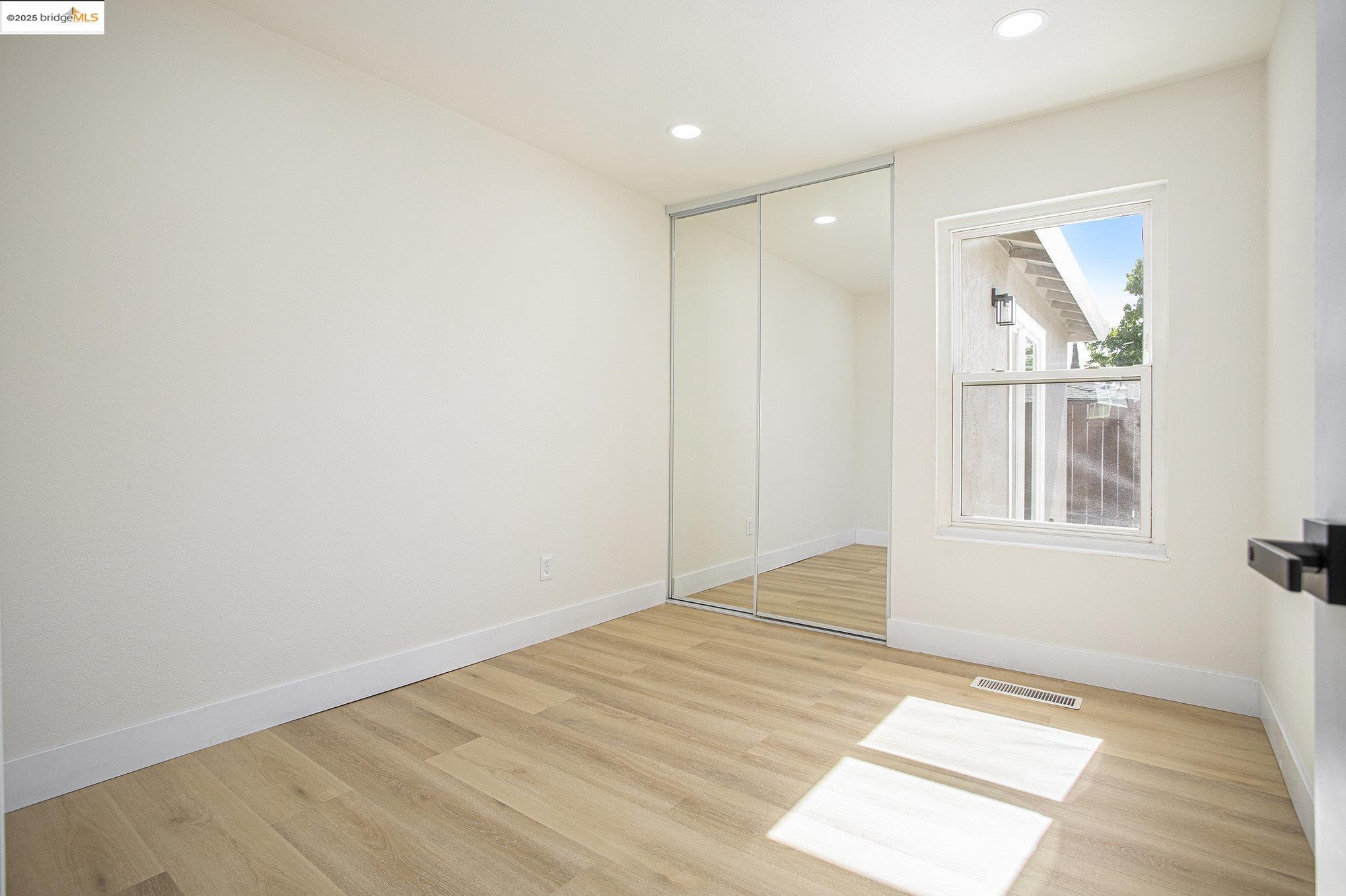 Detail Gallery Image 23 of 31 For 237 Atherton Ave, Pittsburg,  CA 94565 - 4 Beds | 2 Baths
