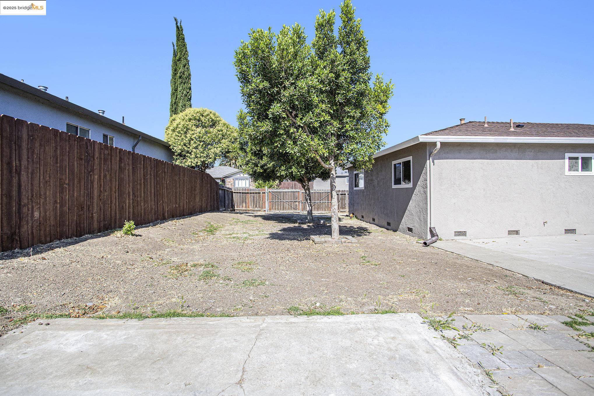 Detail Gallery Image 29 of 31 For 237 Atherton Ave, Pittsburg,  CA 94565 - 4 Beds | 2 Baths