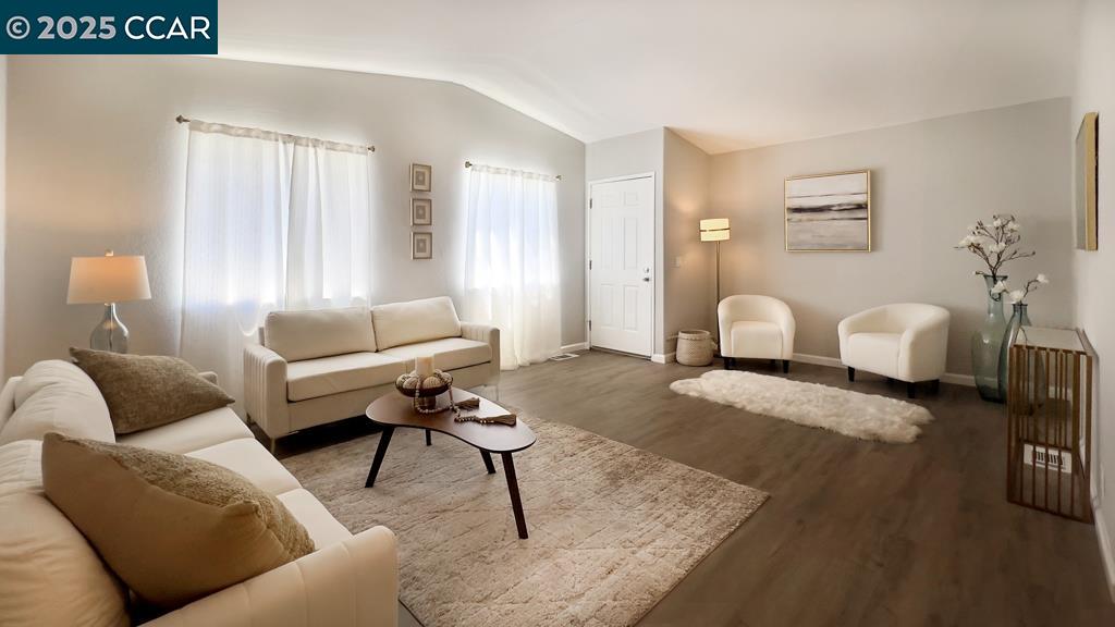 Detail Gallery Image 4 of 30 For 288 Safari Way #210,  Pacheco,  CA 94553 - 2 Beds | 2 Baths