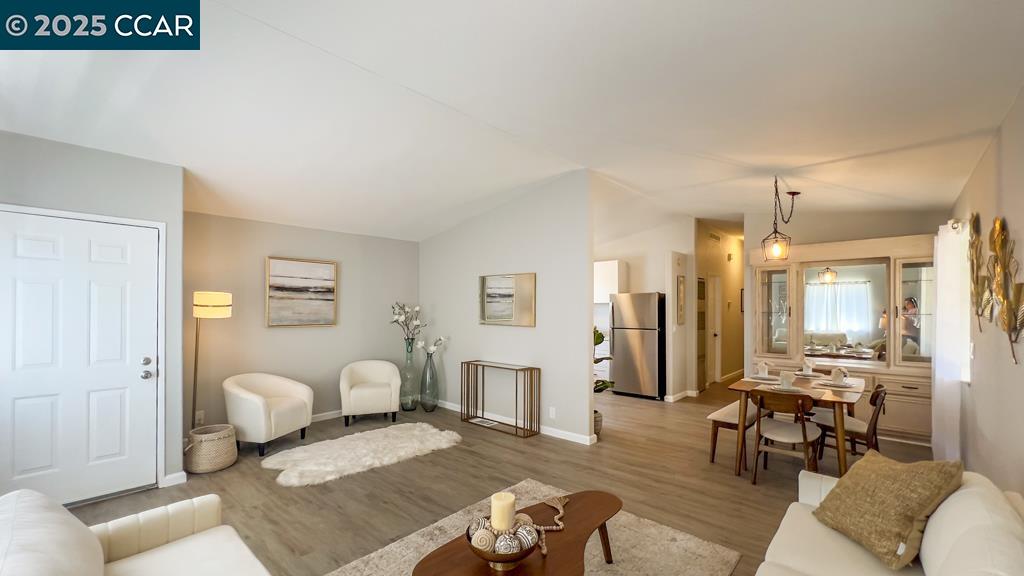 Detail Gallery Image 8 of 30 For 288 Safari Way #210,  Pacheco,  CA 94553 - 2 Beds | 2 Baths