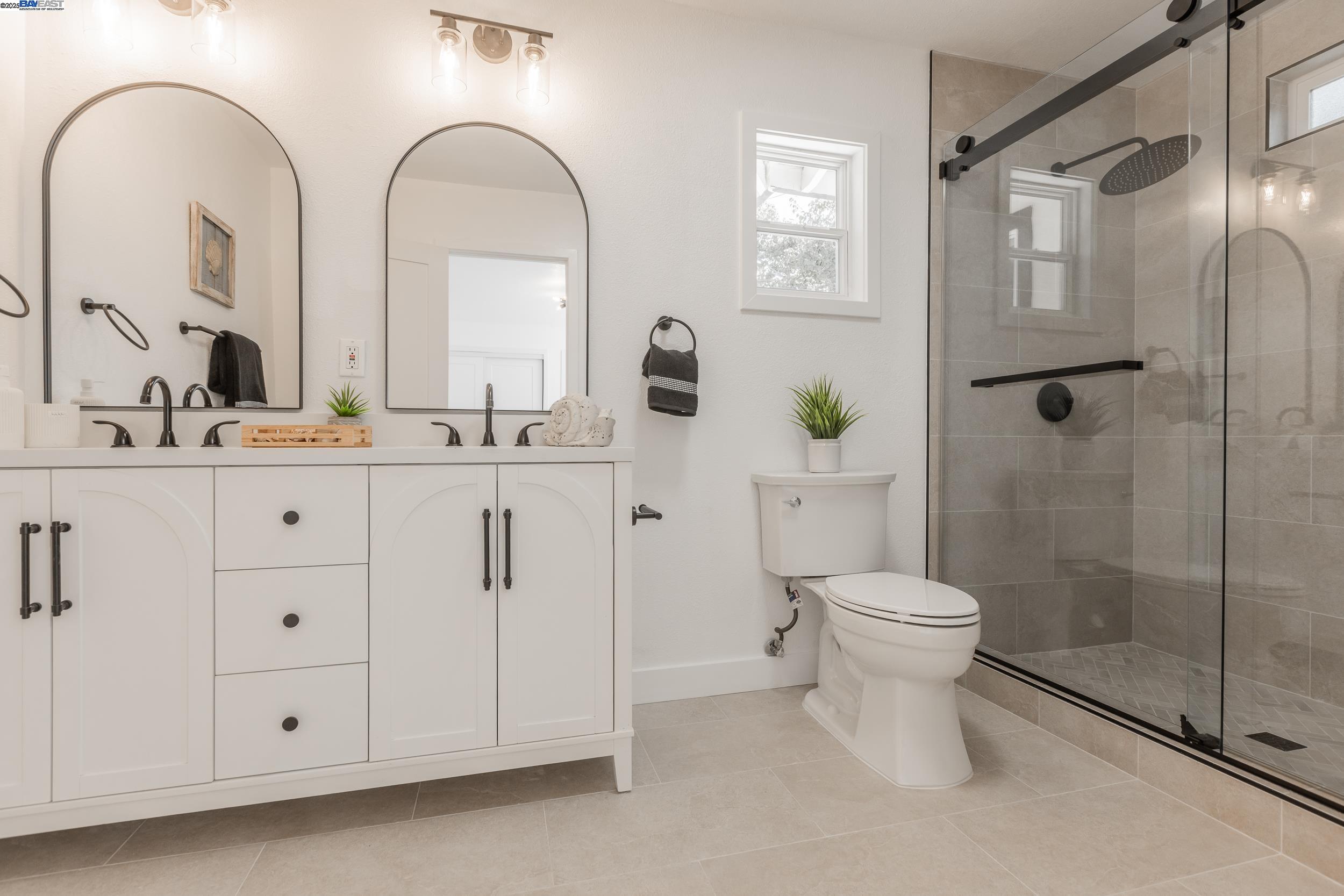 Detail Gallery Image 6 of 60 For 1330 Juliet Ct, Livermore,  CA 94550 - 4 Beds | 2 Baths