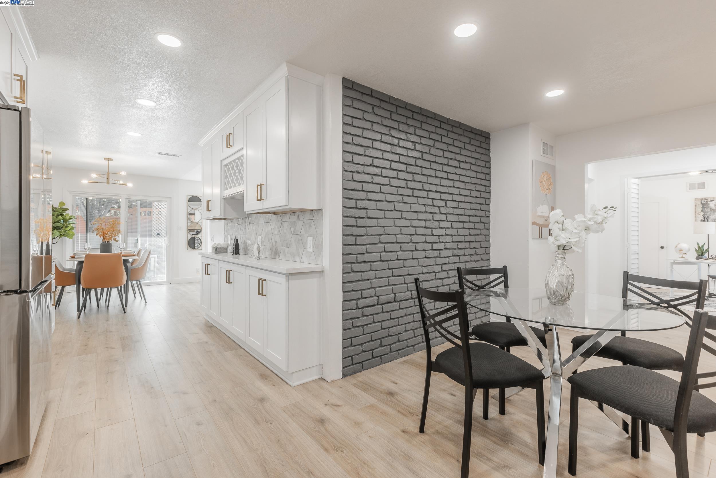 Detail Gallery Image 8 of 60 For 1330 Juliet Ct, Livermore,  CA 94550 - 4 Beds | 2 Baths