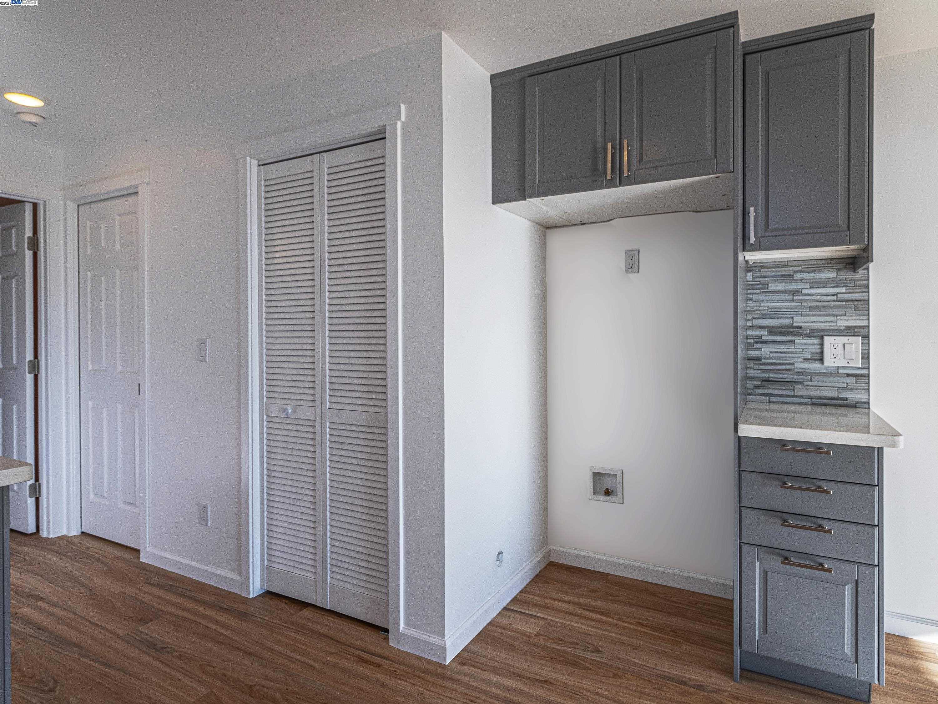 Detail Gallery Image 28 of 32 For 532 Heathcliff Dr, Pacifica,  CA 94044 - 4 Beds | 3/1 Baths