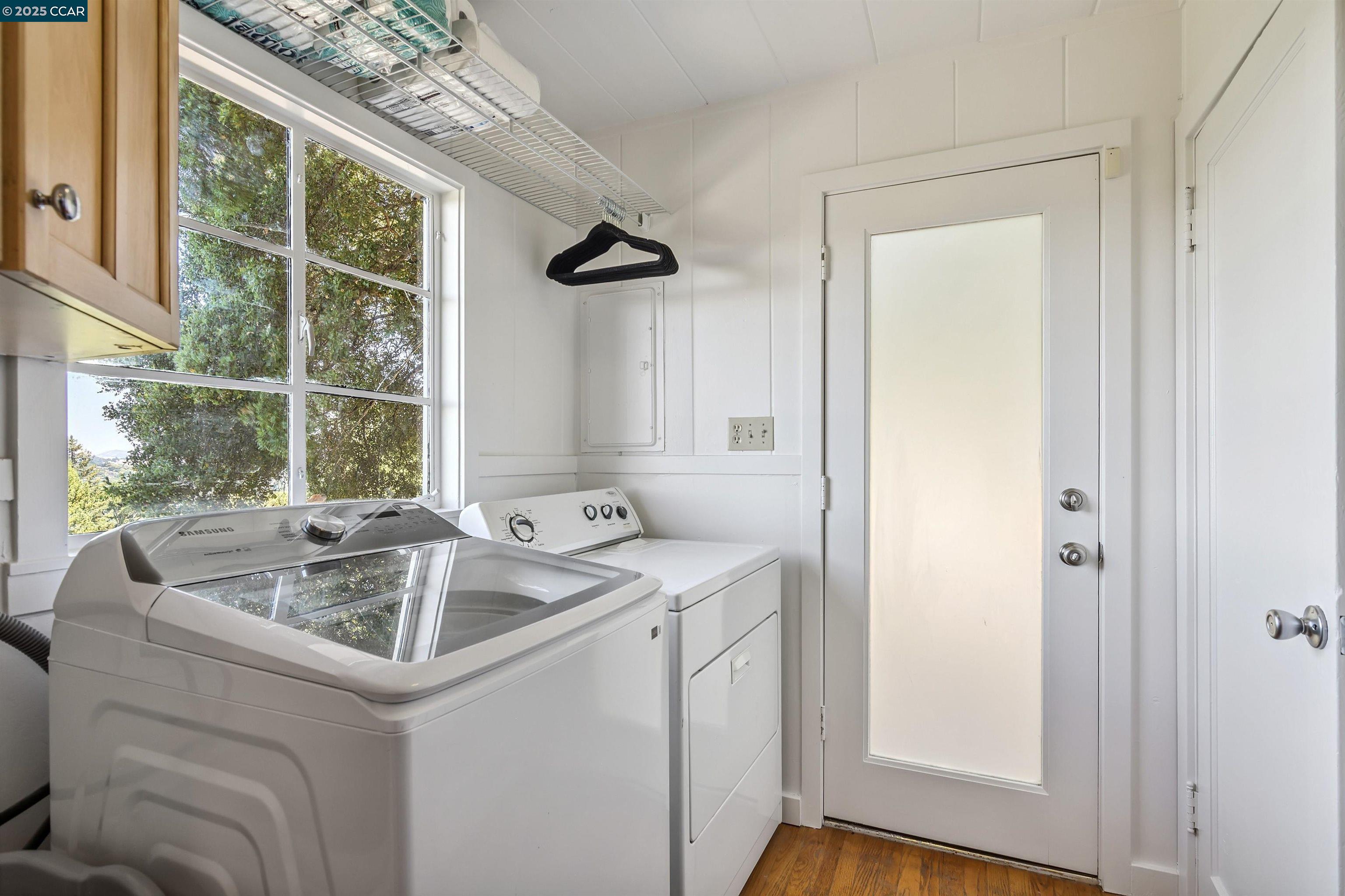 Detail Gallery Image 29 of 59 For 85 La Encinal, Orinda,  CA 94563 - 2 Beds | 1/1 Baths