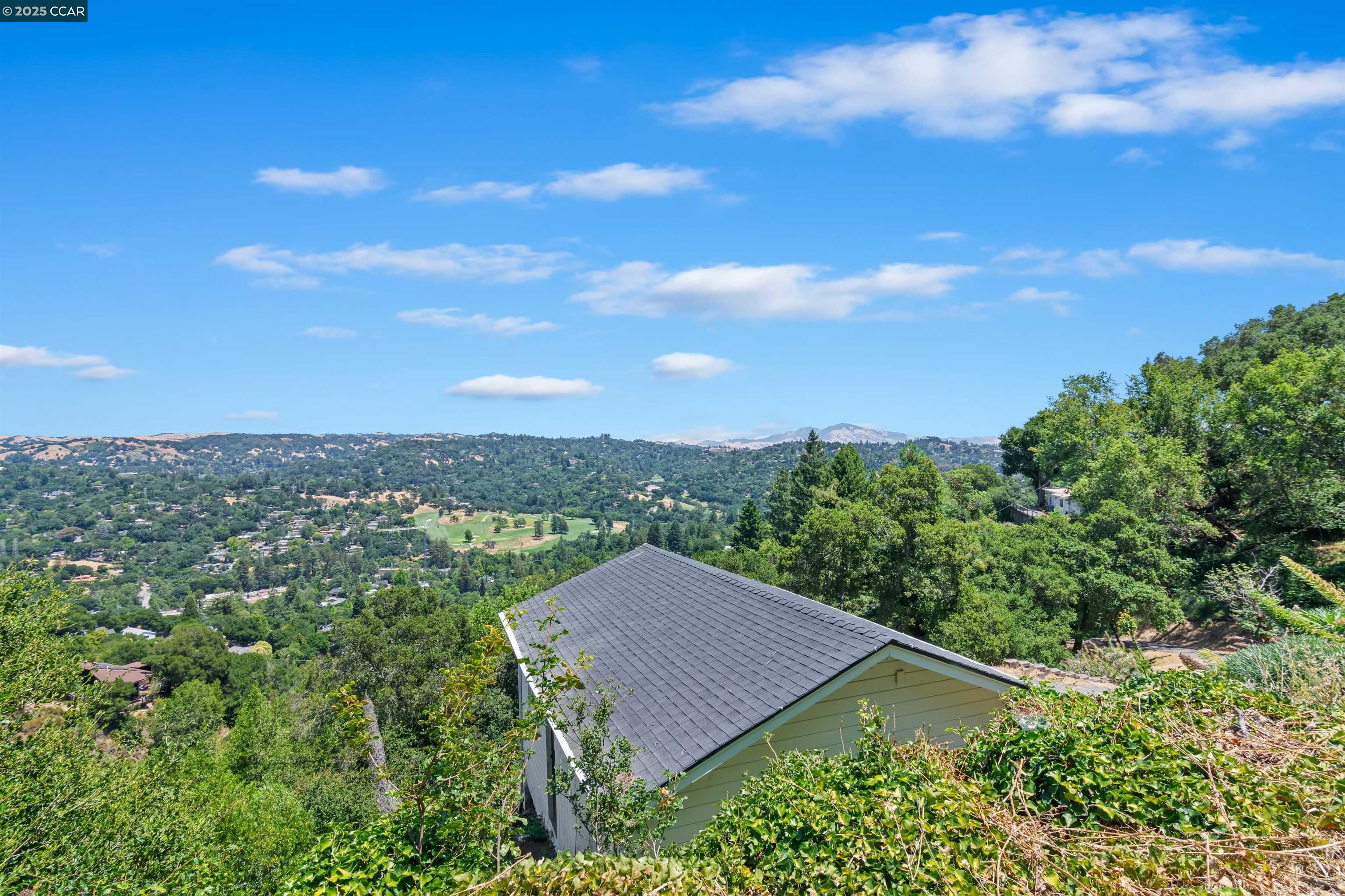 Detail Gallery Image 46 of 59 For 85 La Encinal, Orinda,  CA 94563 - 2 Beds | 1/1 Baths