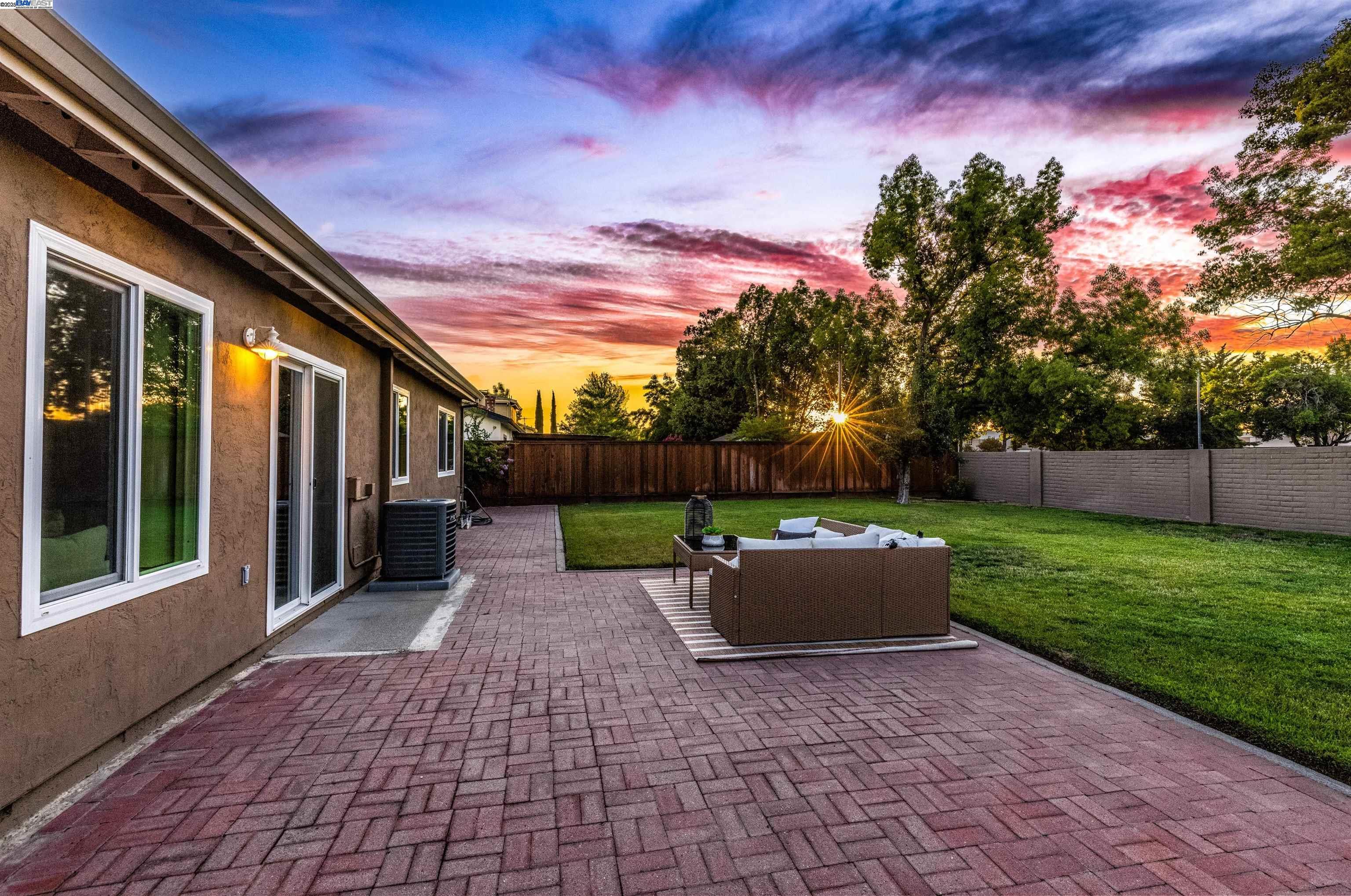 Detail Gallery Image 2 of 46 For 168 Tamalpais Ave, Livermore,  CA 94551 - 3 Beds | 2 Baths