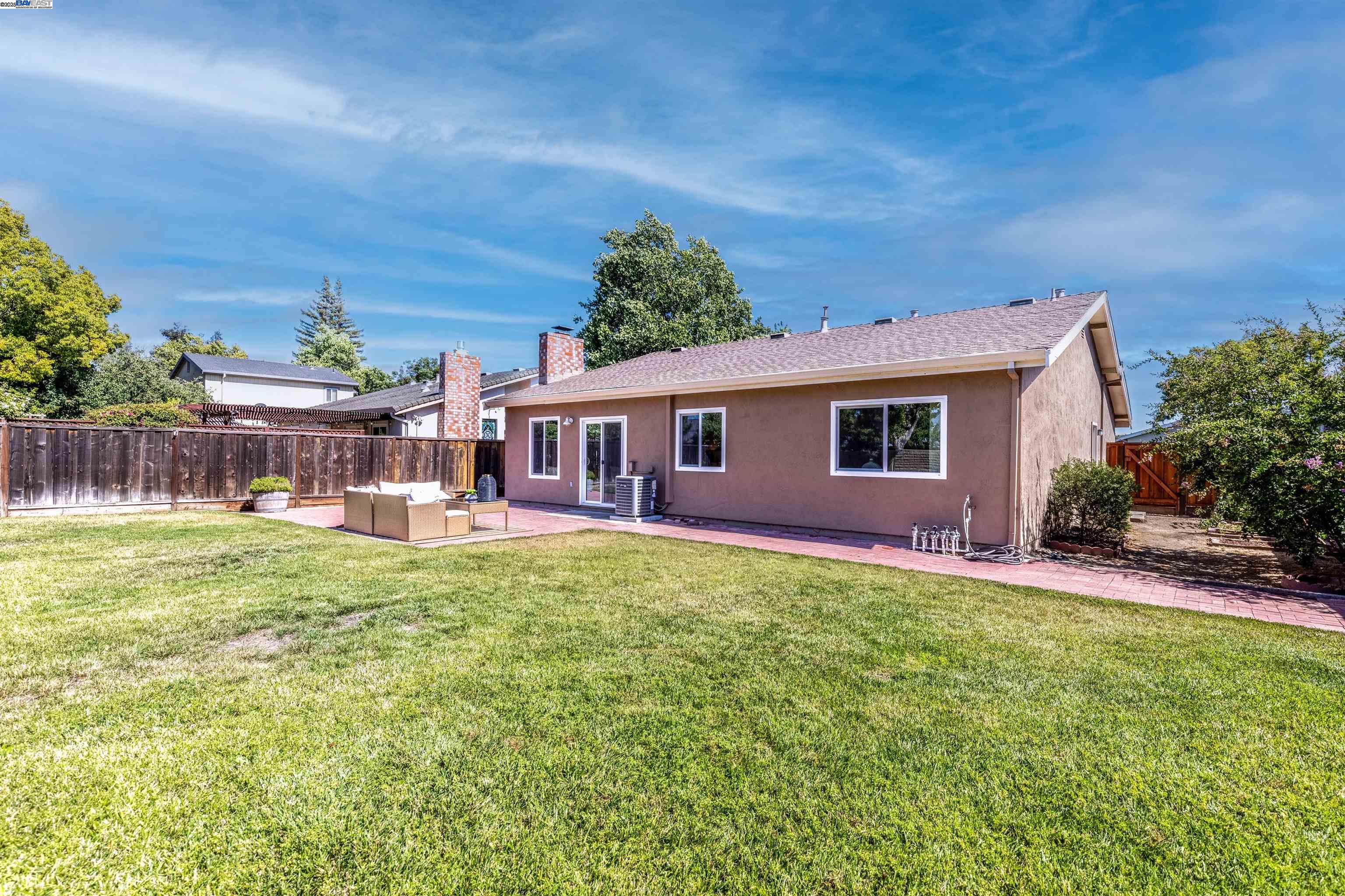 Detail Gallery Image 31 of 46 For 168 Tamalpais Ave, Livermore,  CA 94551 - 3 Beds | 2 Baths