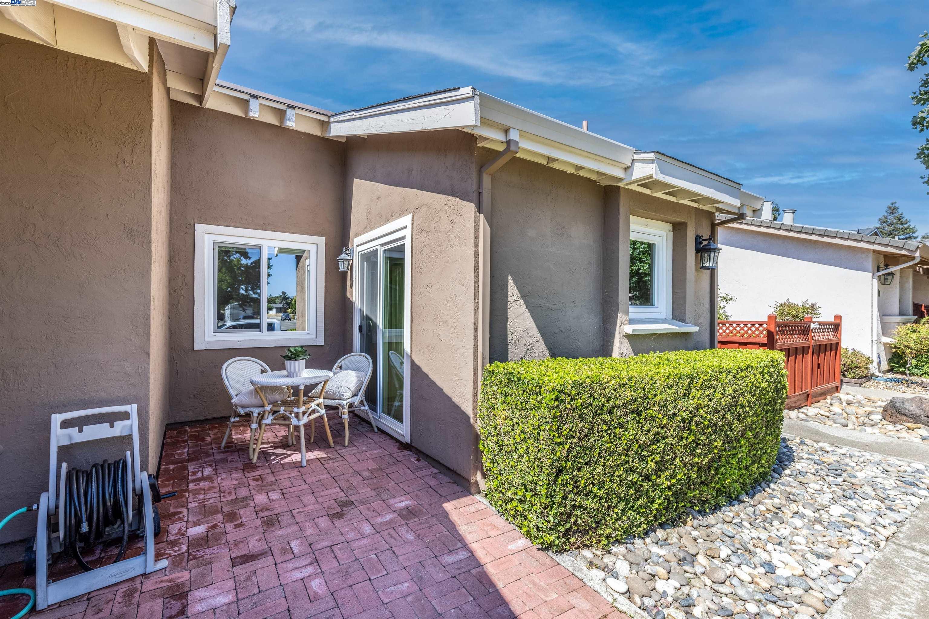 Detail Gallery Image 35 of 46 For 168 Tamalpais Ave, Livermore,  CA 94551 - 3 Beds | 2 Baths