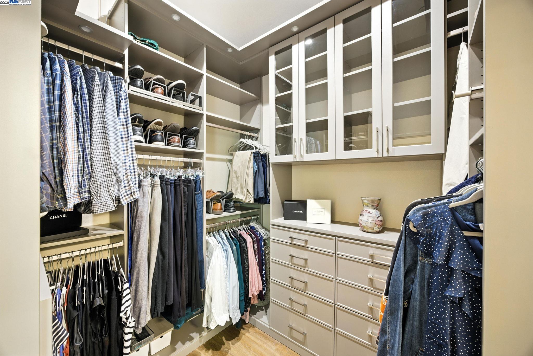 Detail Gallery Image 20 of 40 For 3841 Kamp Dr, Pleasanton,  CA 94588 - 4 Beds | 3 Baths