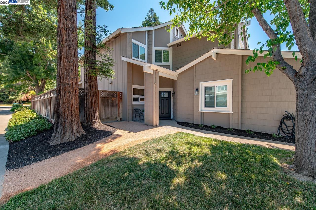 Detail Gallery Image 32 of 40 For 3841 Kamp Dr, Pleasanton,  CA 94588 - 4 Beds | 3 Baths