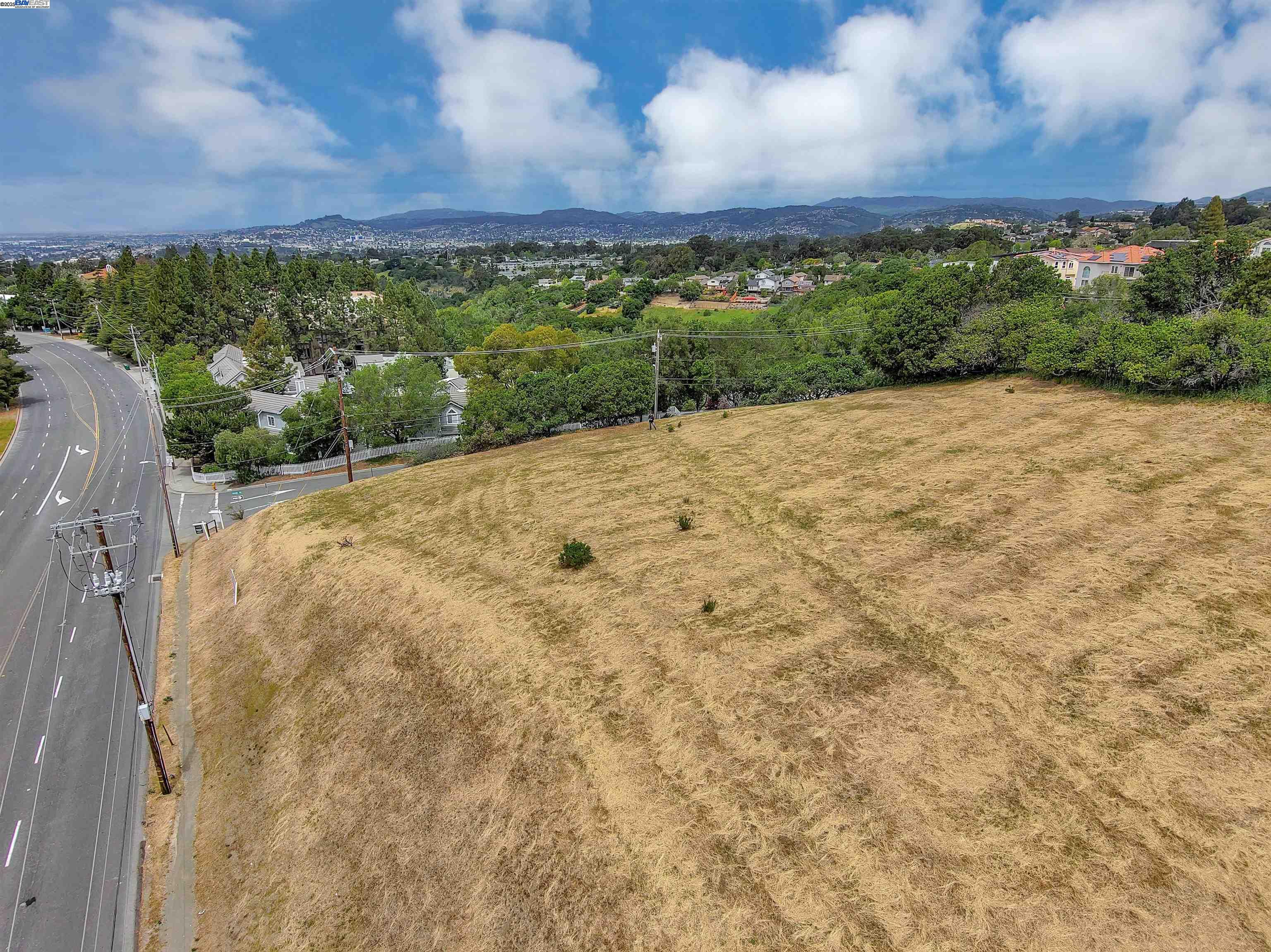 Detail Gallery Image 10 of 16 For 0 Hayward Blvd, Hayward,  CA 94542 - – Beds | – Baths