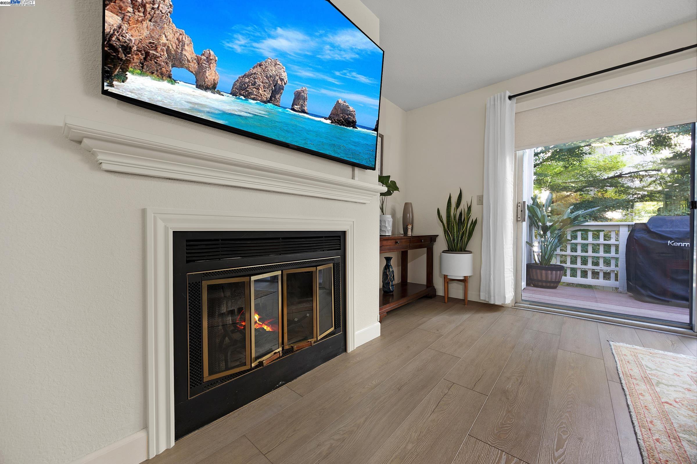 Photo #5: 41103612 Listing 