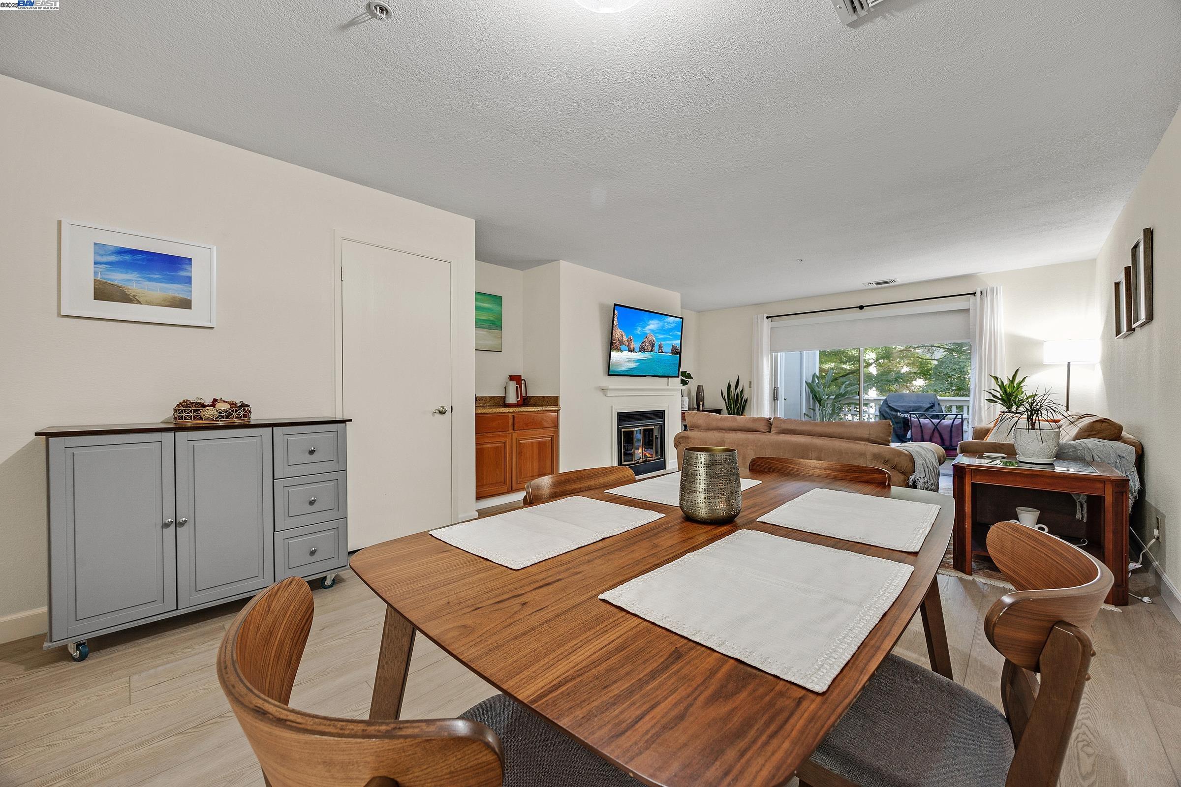Photo #7: 41103612 Listing: Photo #7