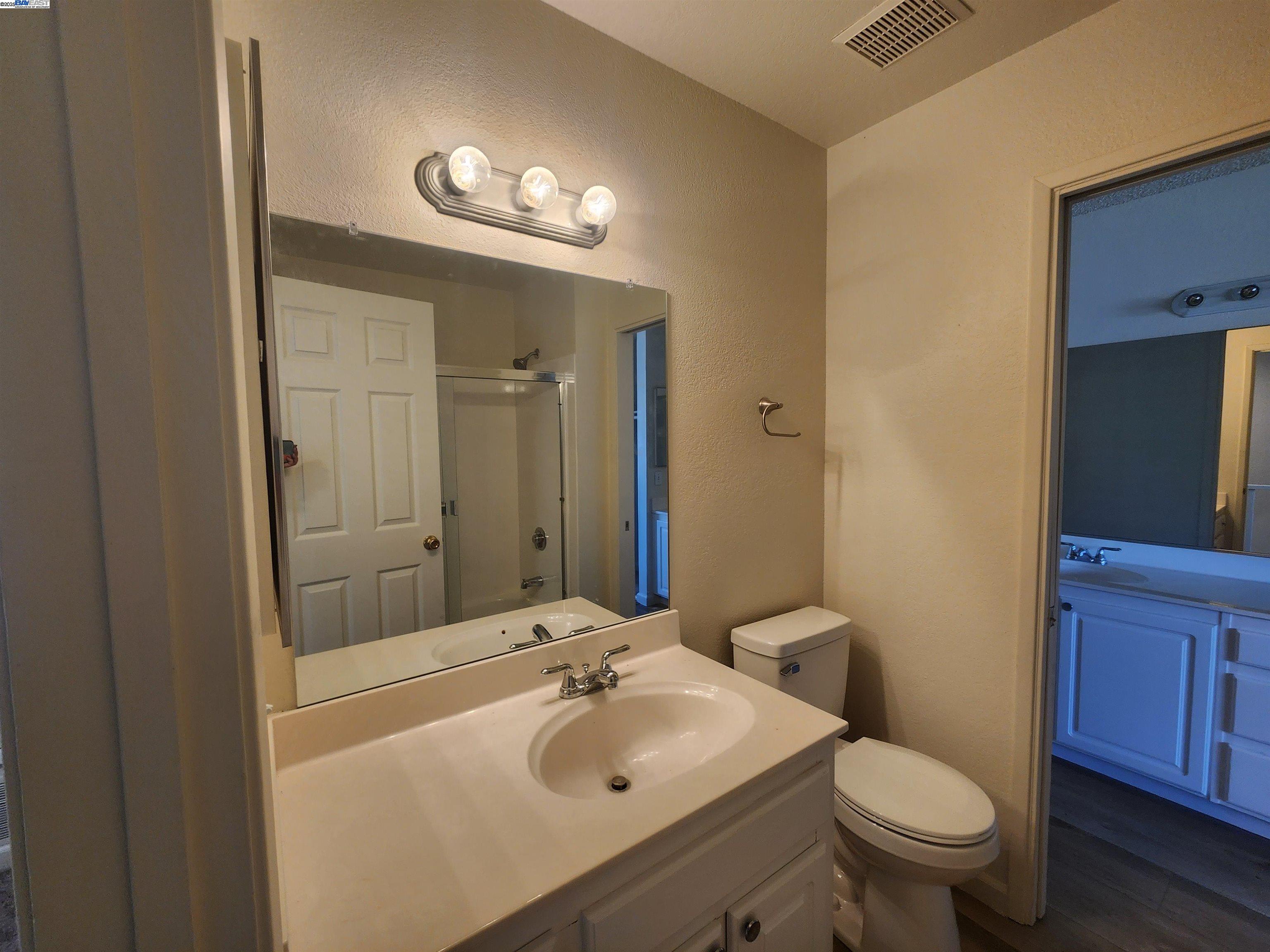 7536 Silvertree Ln, Dublin, California 94568, 2 Bedrooms Bedrooms, ,1 BathroomBathrooms,Residential Lease,For Rent,7536 Silvertree Ln,41103615