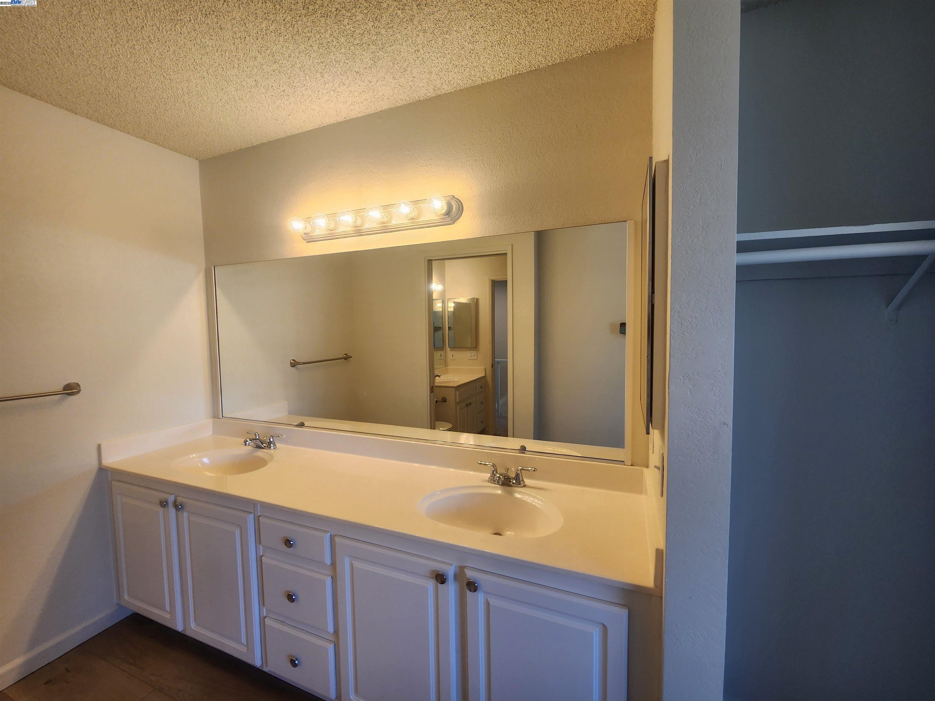 7536 Silvertree Ln, Dublin, California 94568, 2 Bedrooms Bedrooms, ,1 BathroomBathrooms,Residential Lease,For Rent,7536 Silvertree Ln,41103615